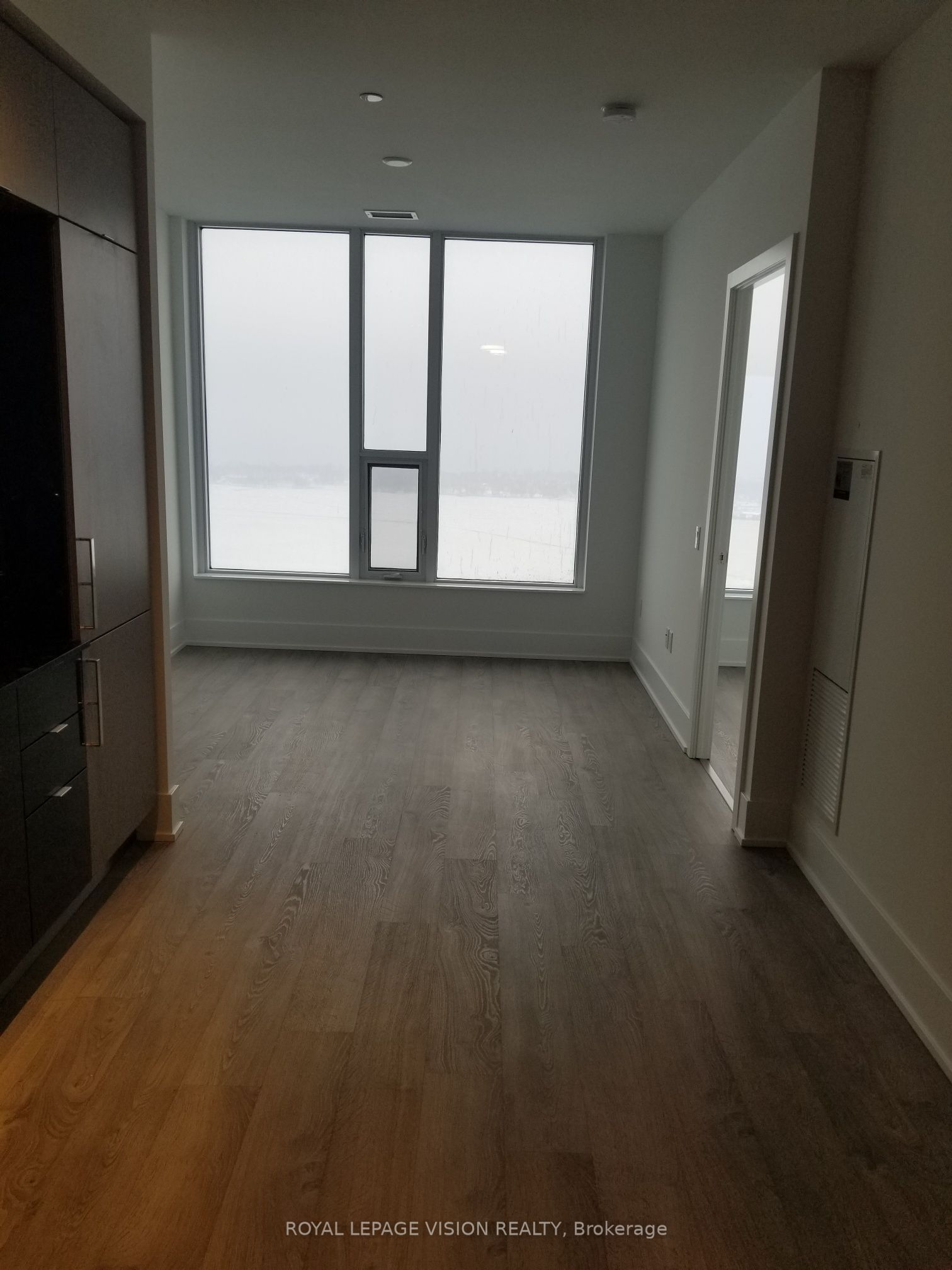 10 York Street 4707, Toronto, ON M5J 2Z2 photo 5