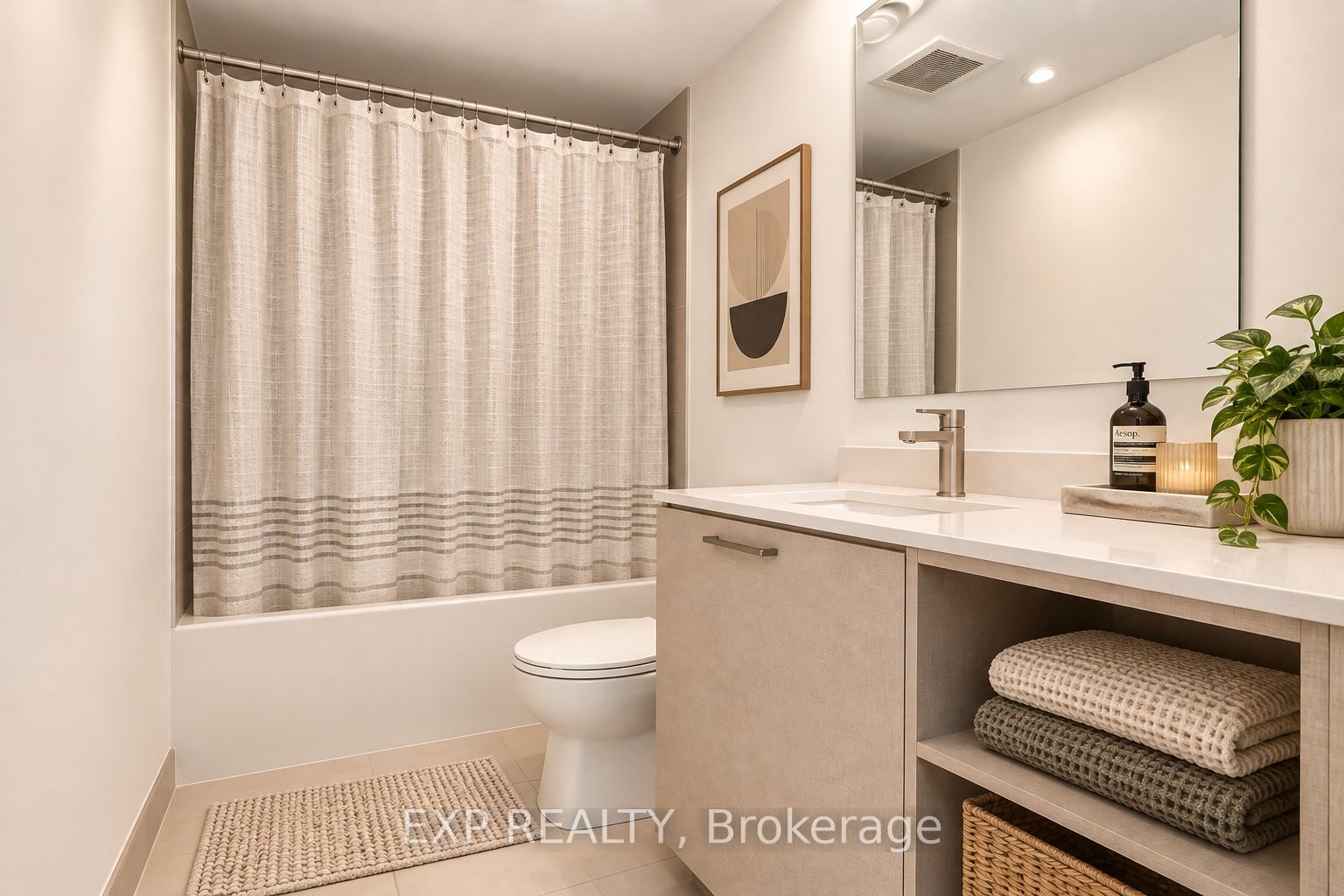 19 Western Battery Road 811, Toronto, ON M6K 3S4 photo 3