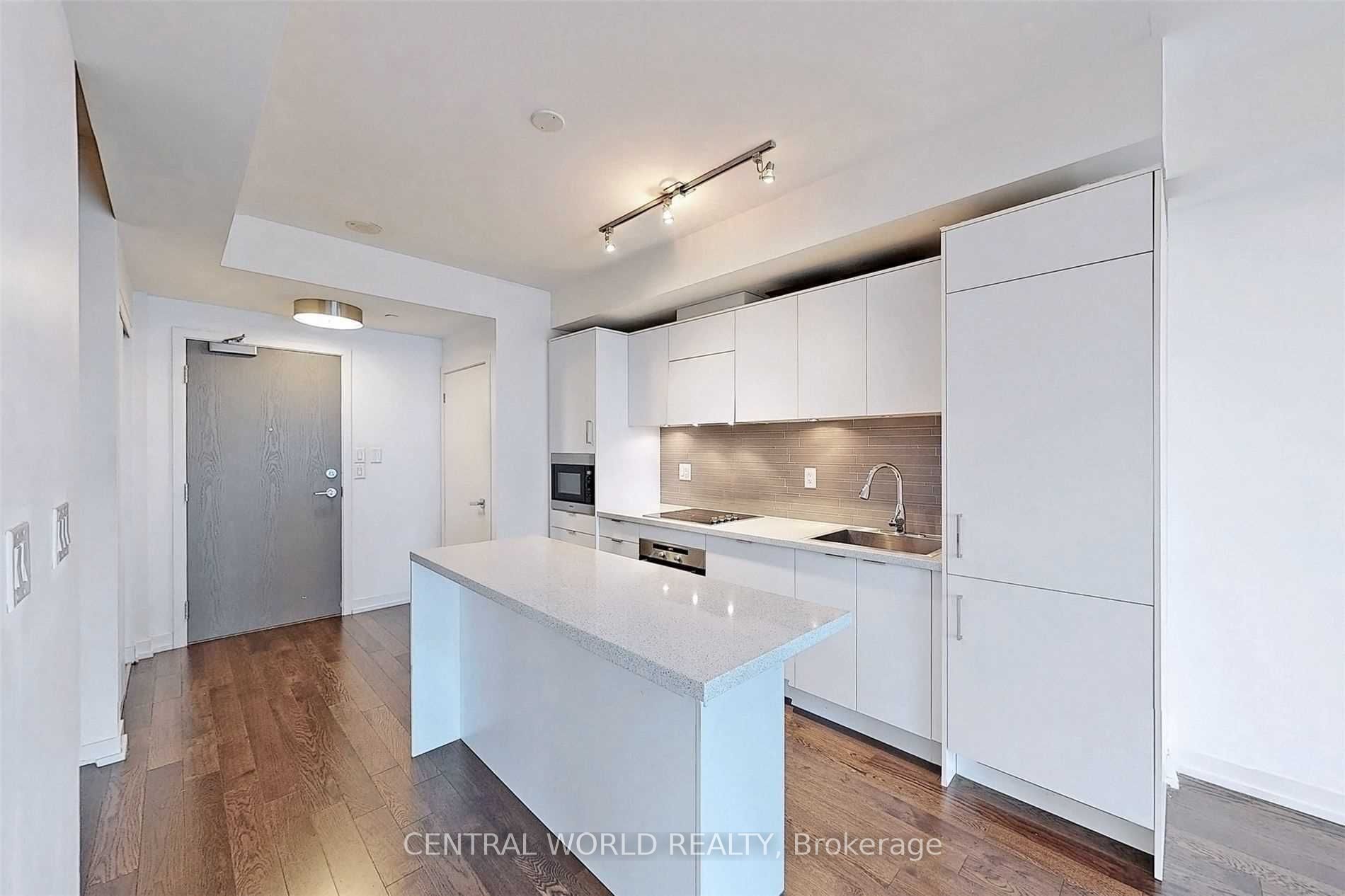 21 Widmer Street 1612, Toronto, ON M5V 0B8