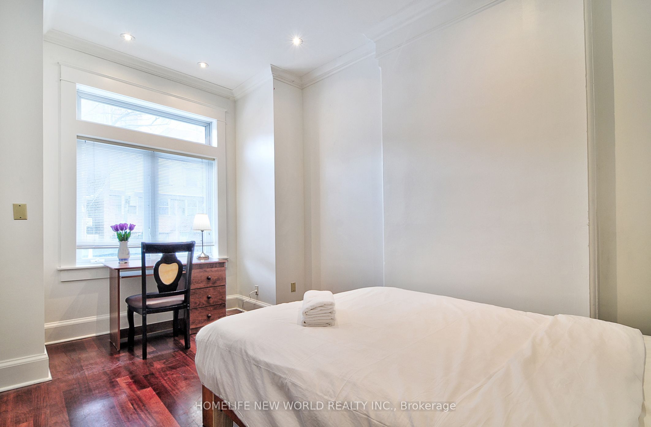 126 Mcgill Street, Toronto, ON M5B 1H6 photo 5