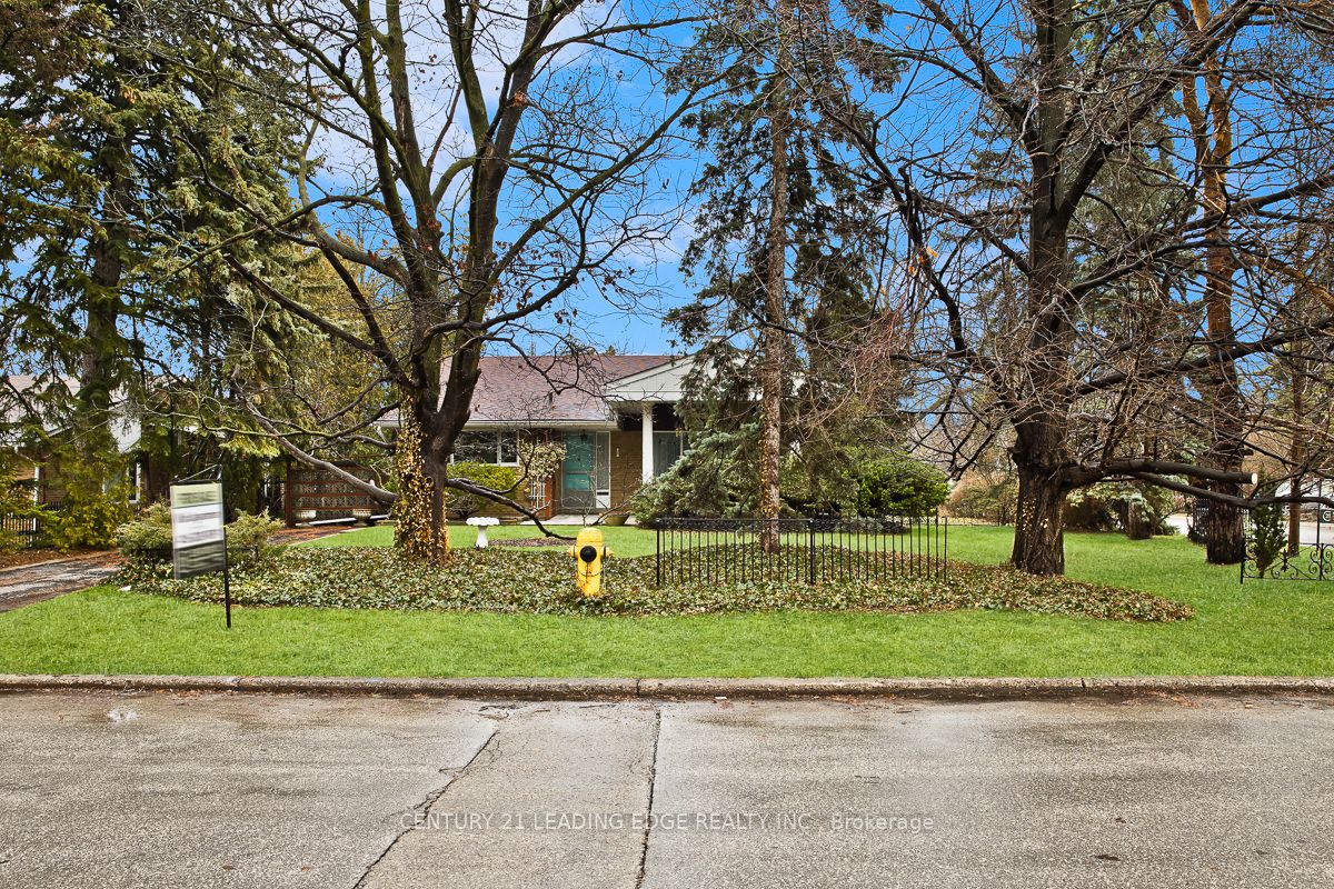 1 Bradgate Road, Toronto, ON M3B 1J6 photo 2