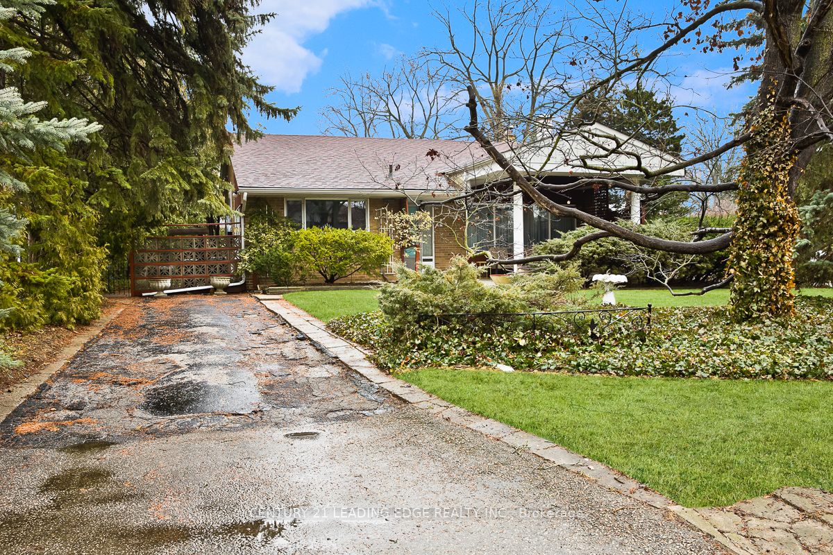 1 Bradgate Road, Toronto, ON M3B 1J6 photo 4