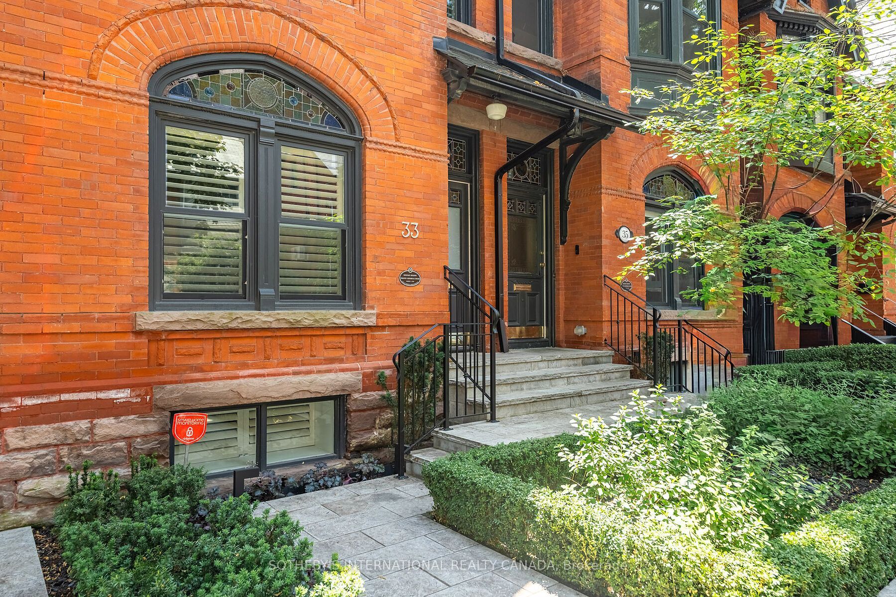 33 Tranby Avenue, Toronto, ON M5R 1N4 photo 3