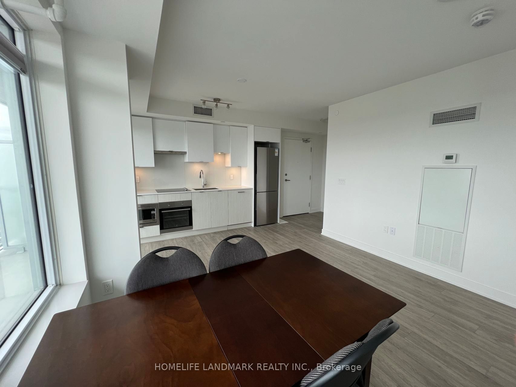 99 Broadway Avenue 1903, Toronto, ON M4P 0E3 photo 3