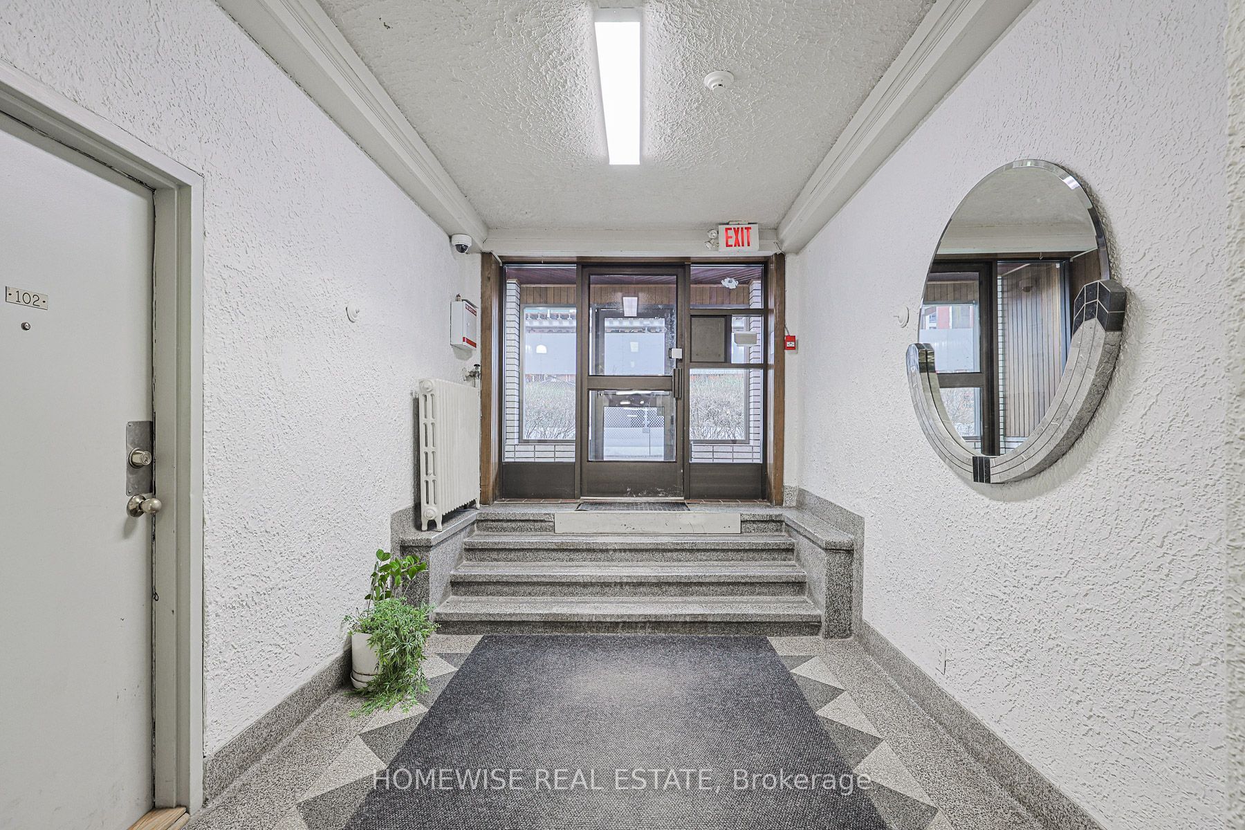 33 Maitland Street 308, Toronto, ON M4Y 1C8 photo 2