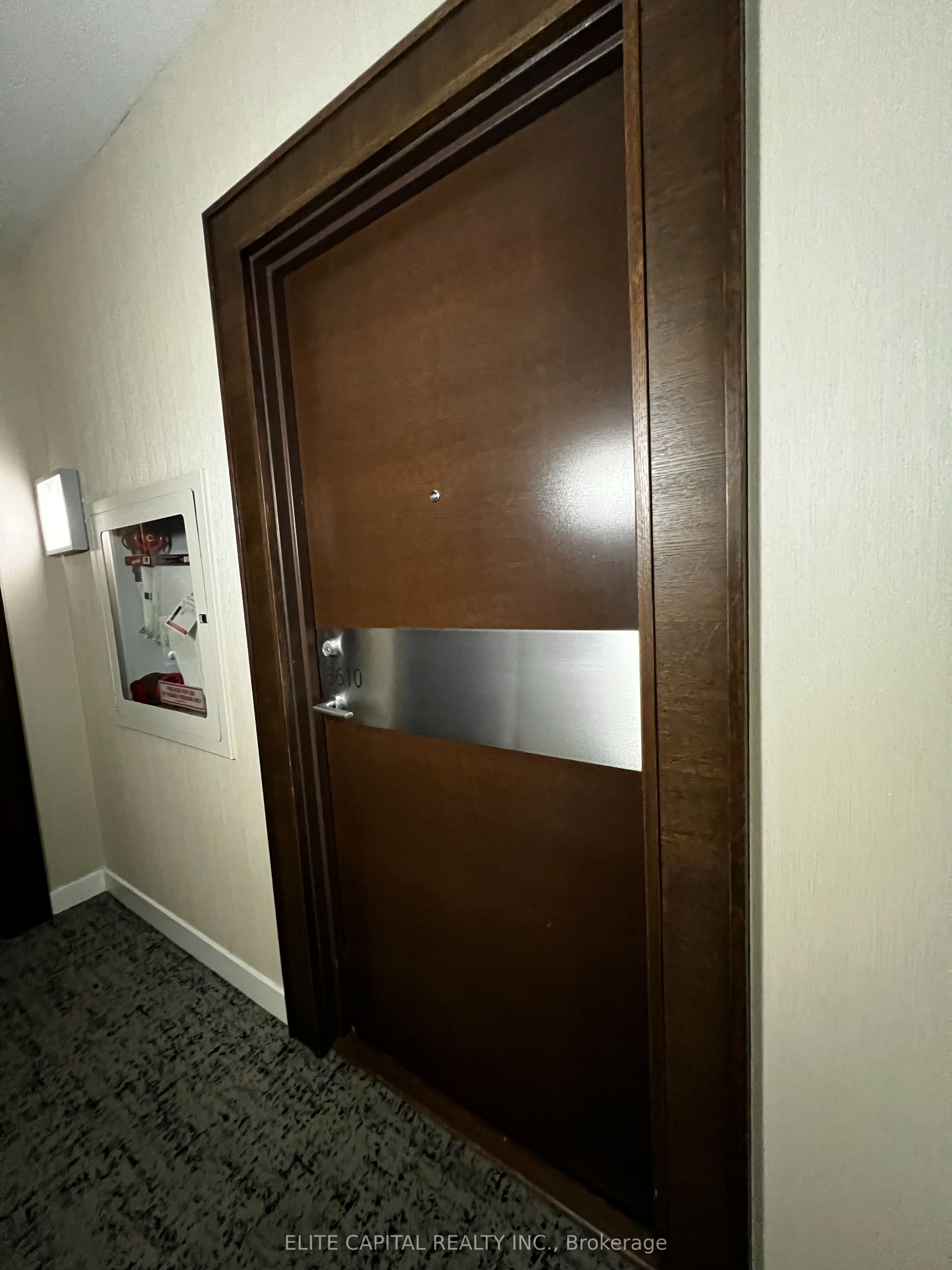 21 Iceboat Terrace 3610, Toronto, ON M5V 4A9 photo 3