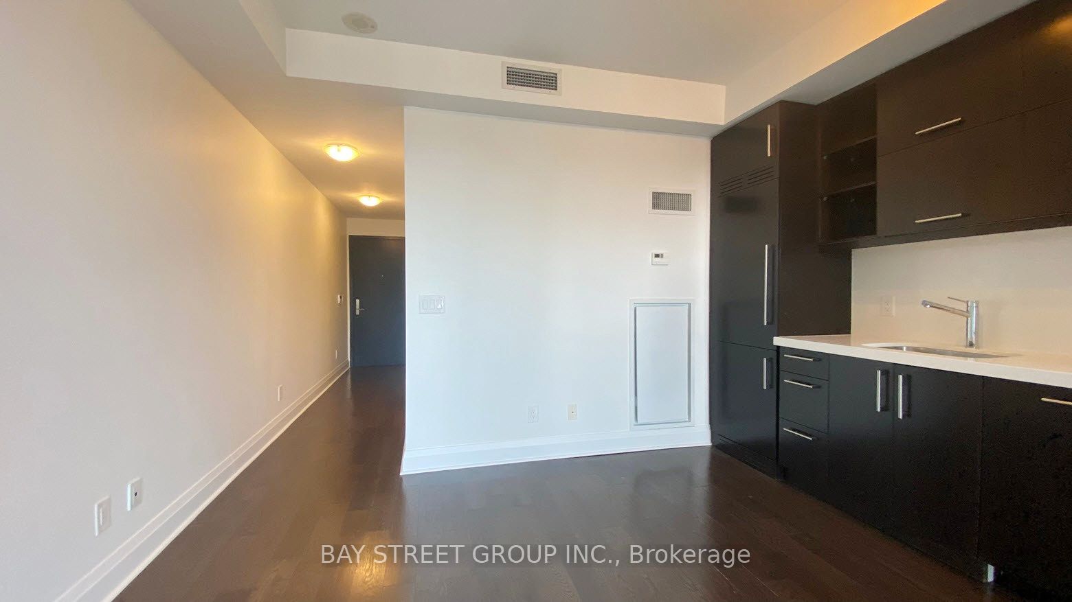 65 St Mary Street 2910, Toronto, ON M5S 0A6 photo 4
