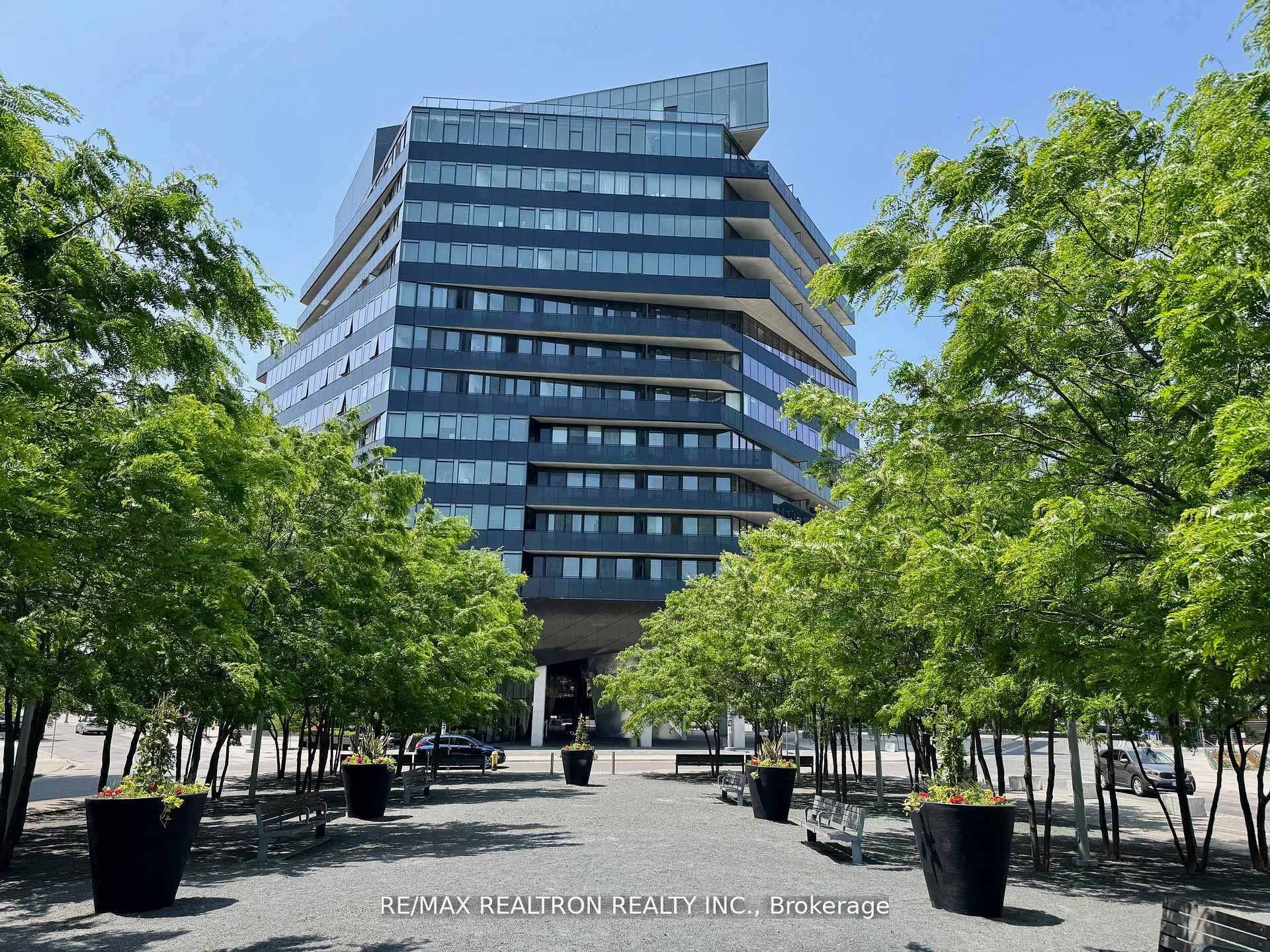 21 Lawren Harris Square 1101, Toronto, ON M5A 0T4
