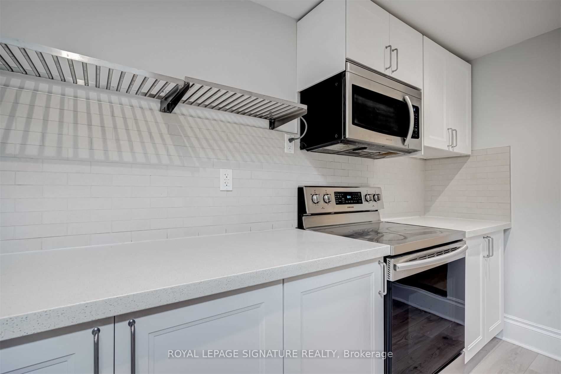 604A Queen Street W, Toronto, ON M6J 1E3 photo 5