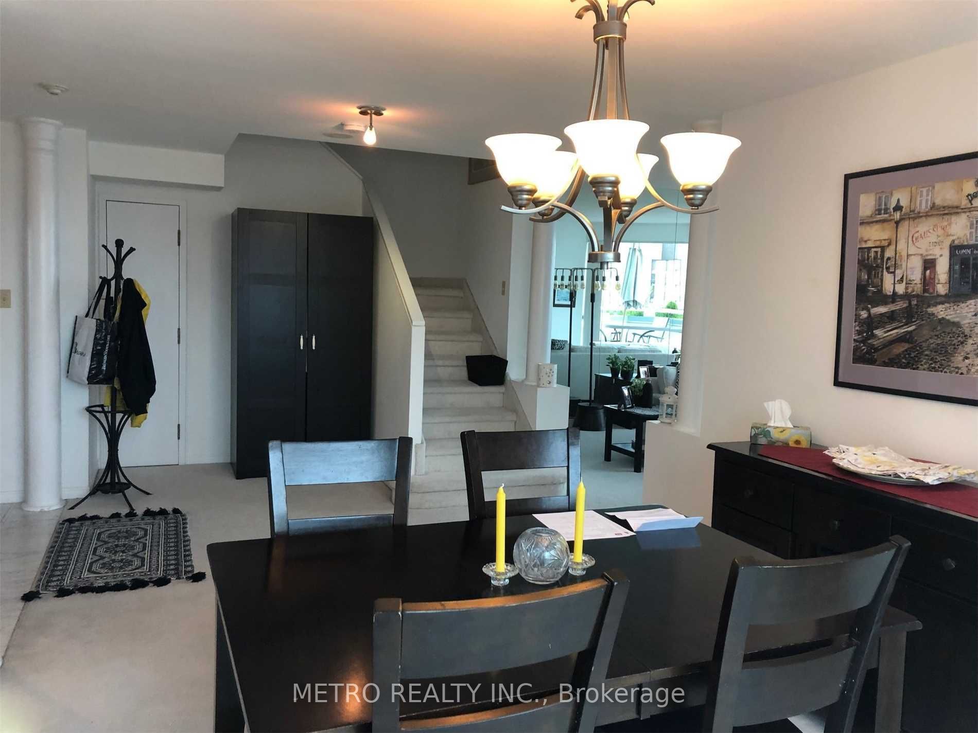 10 Yonge Street 3412, Toronto, ON M5J 1R4 photo 3