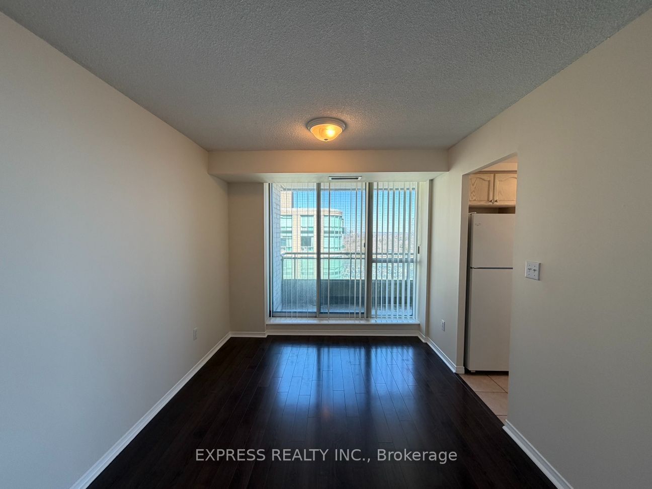 39 Pemberton Avenue LPH07, Toronto, ON M2M 4L6 photo 5