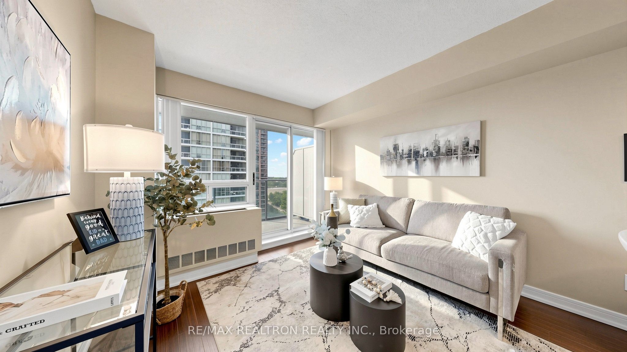 31 Bales Avenue 1708, Toronto, ON M2N 7L6 photo 3