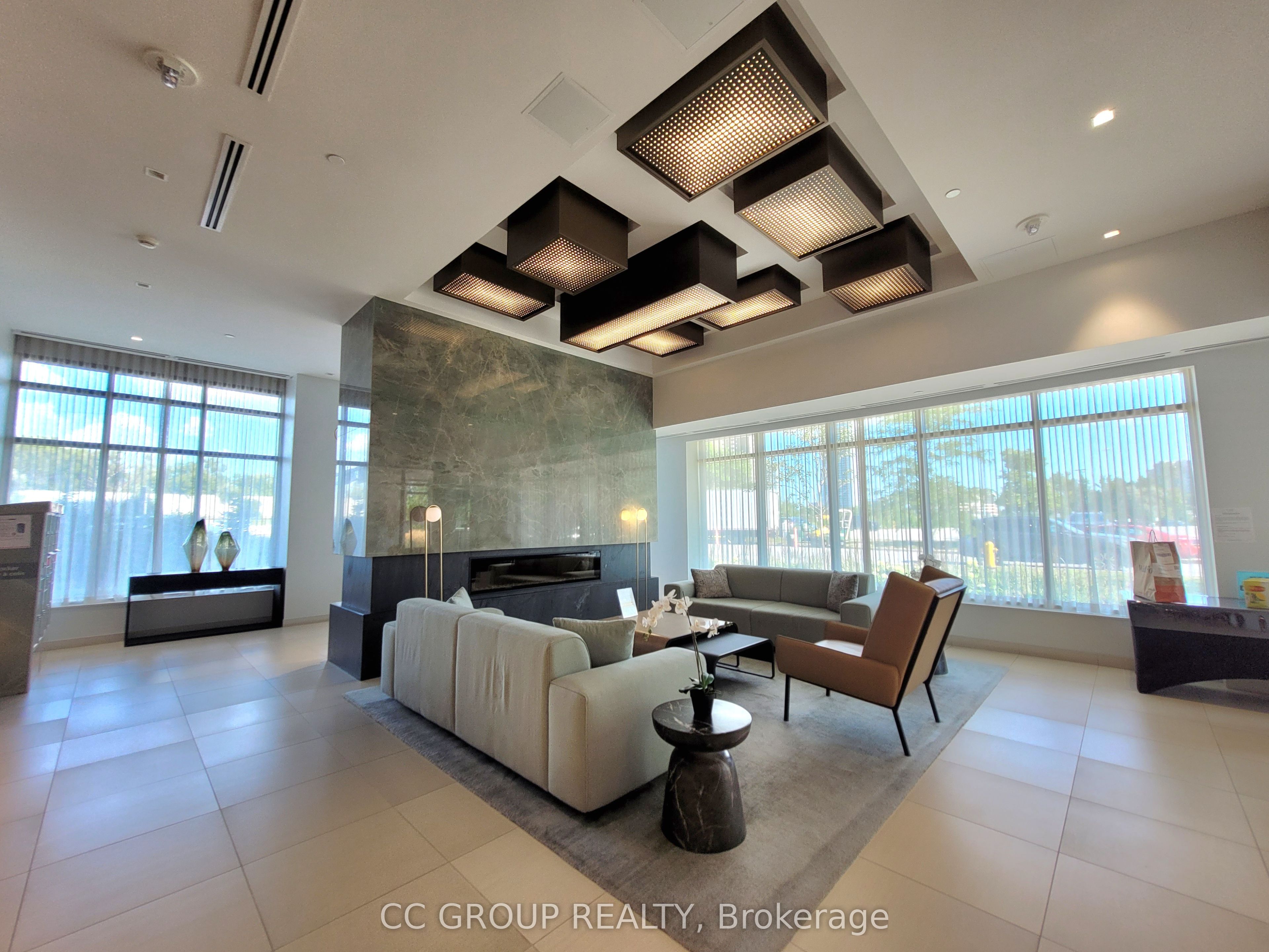 188 Fairview Mall Drive 102, Toronto, ON M2J 0H7 photo 2