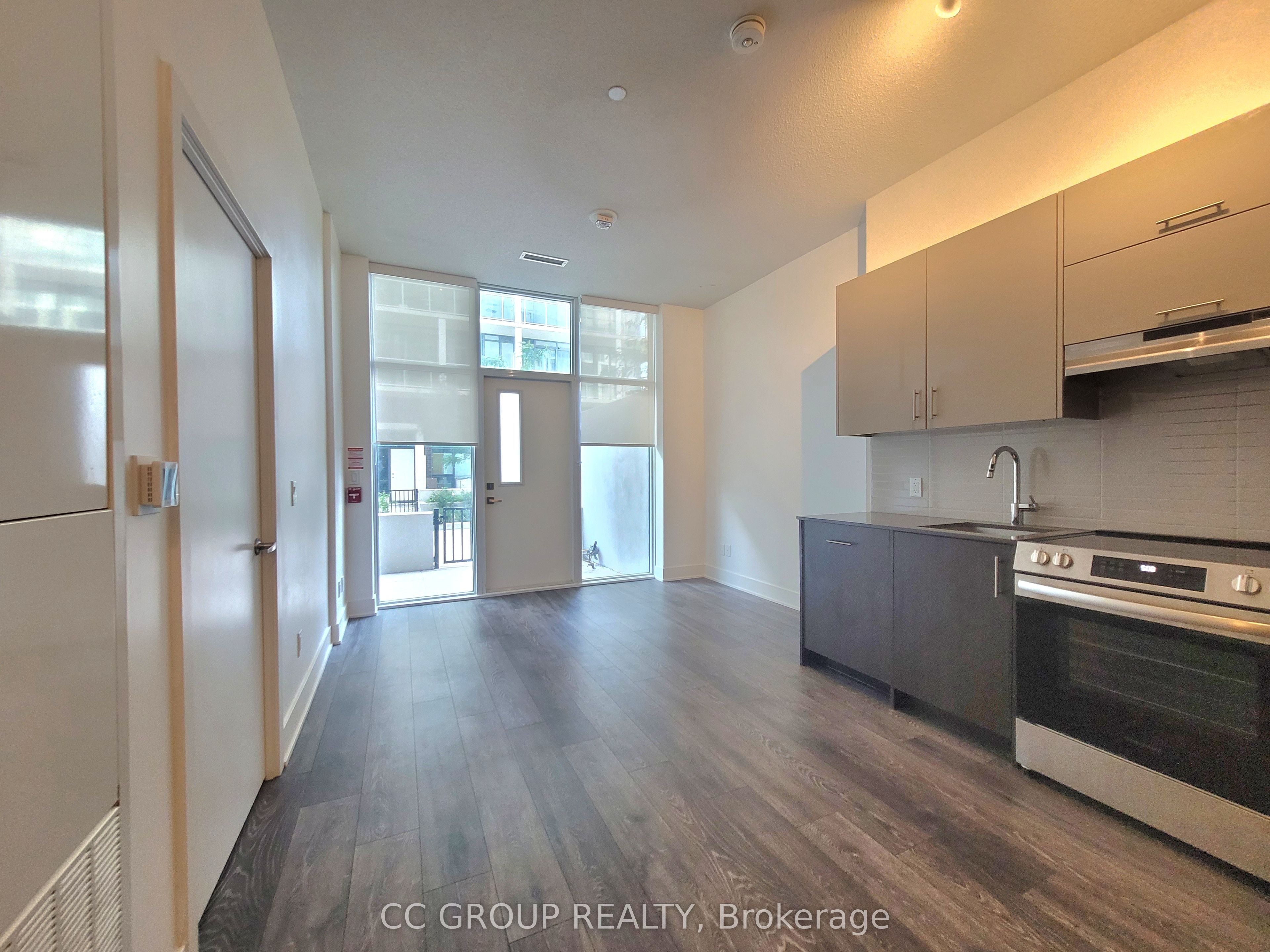 188 Fairview Mall Drive 102, Toronto, ON M2J 0H7 photo 5