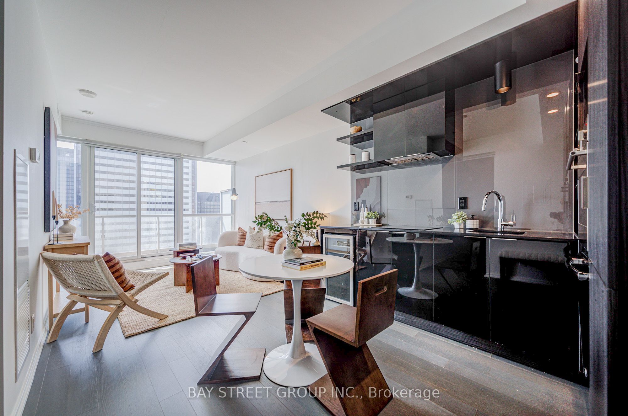 70 Temperance Street 5308, Toronto, ON M5H 0B1 photo 4