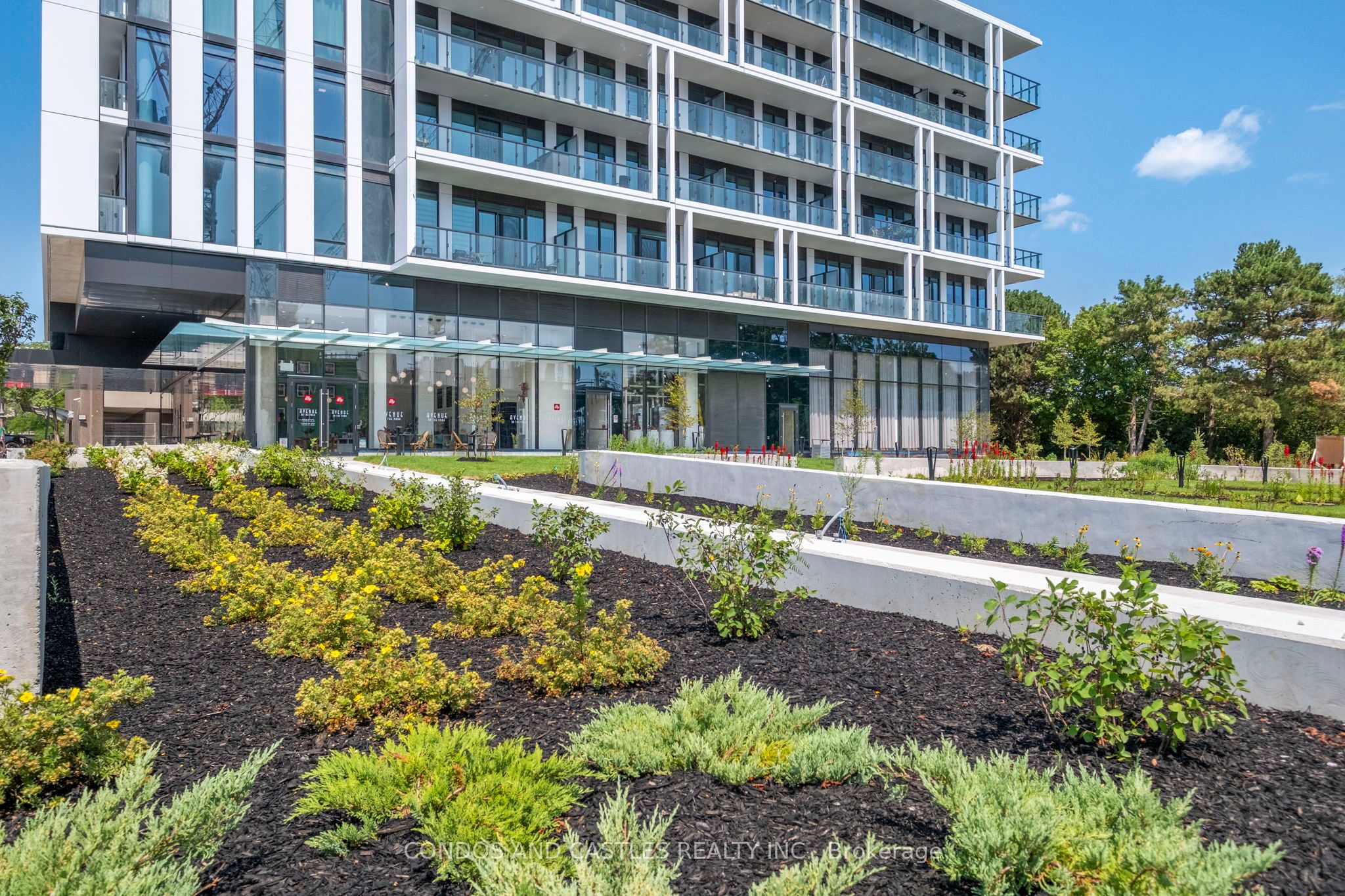 29 Green Trail Court 1805, Toronto, ON M2K 0J9 photo 2