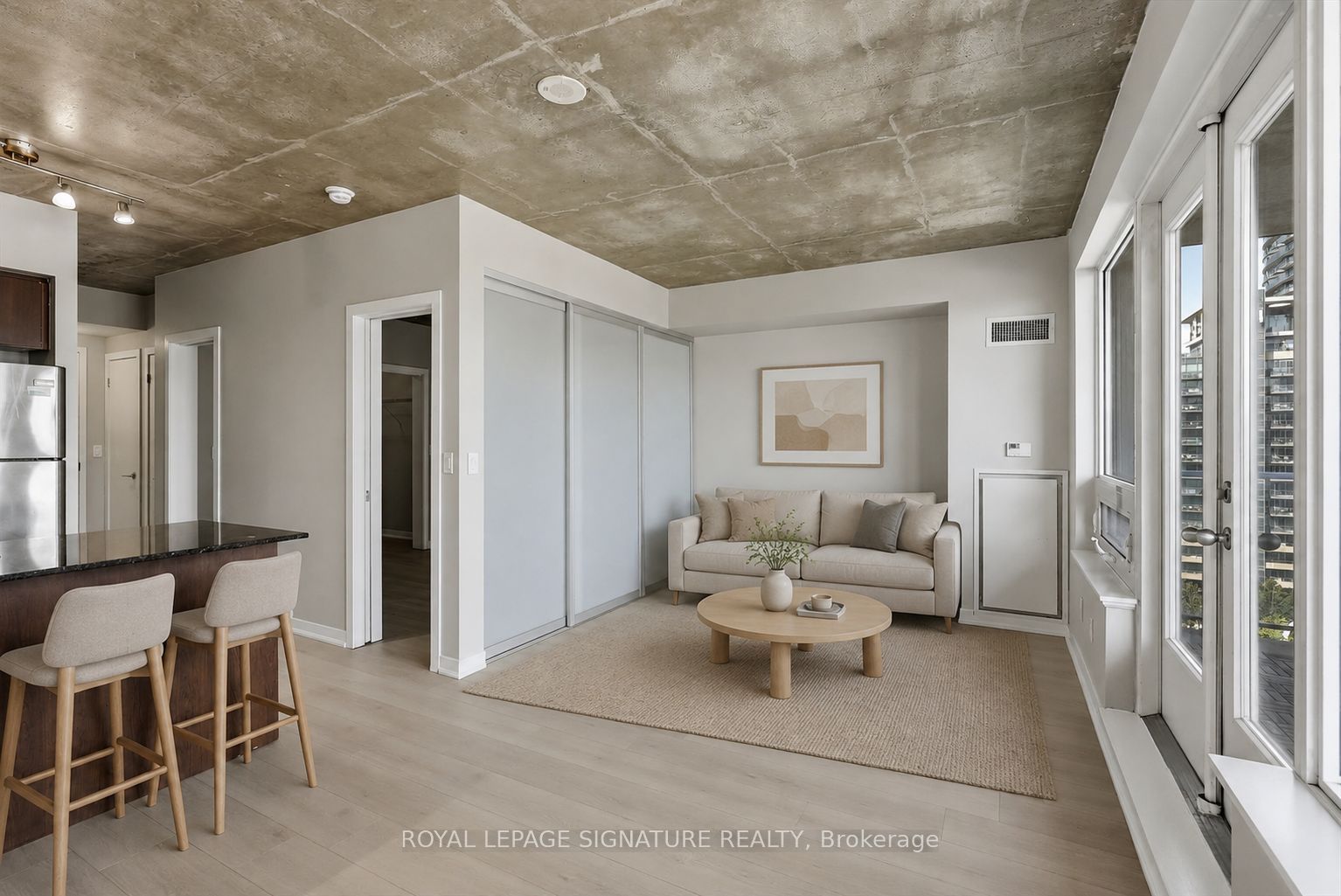 59 East Liberty Street 1010, Toronto, ON M6K 3R1 photo 4