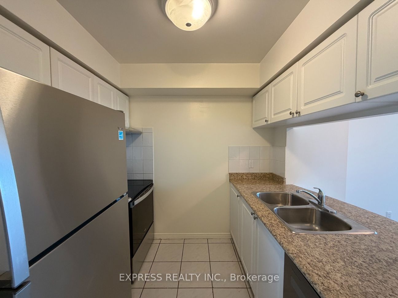 8 Hillcrest Avenue 1602, Toronto, ON M2N 6Y6 photo 2