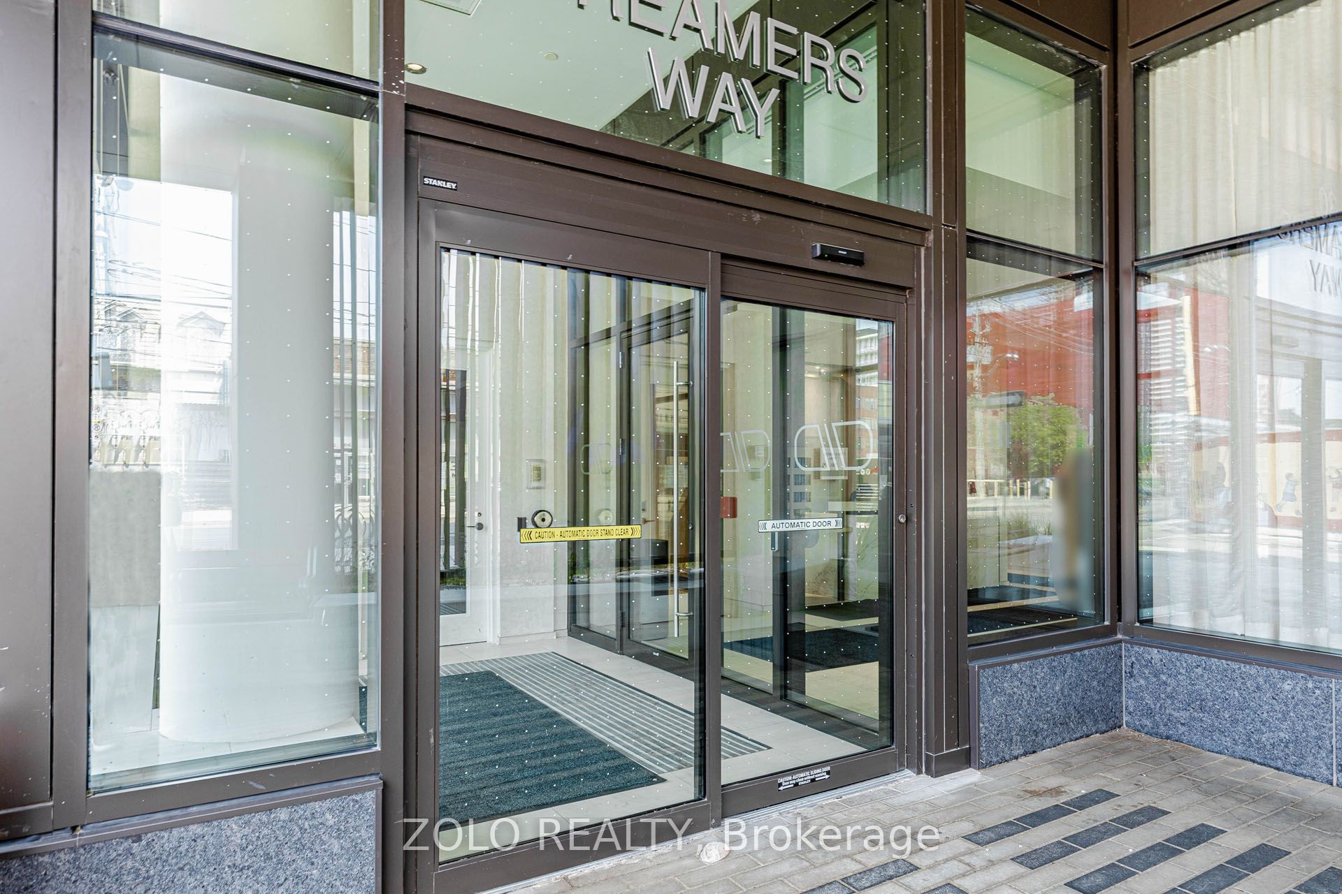 30 Dreamers Way 465, Toronto, ON M5A 0Y7 photo 4