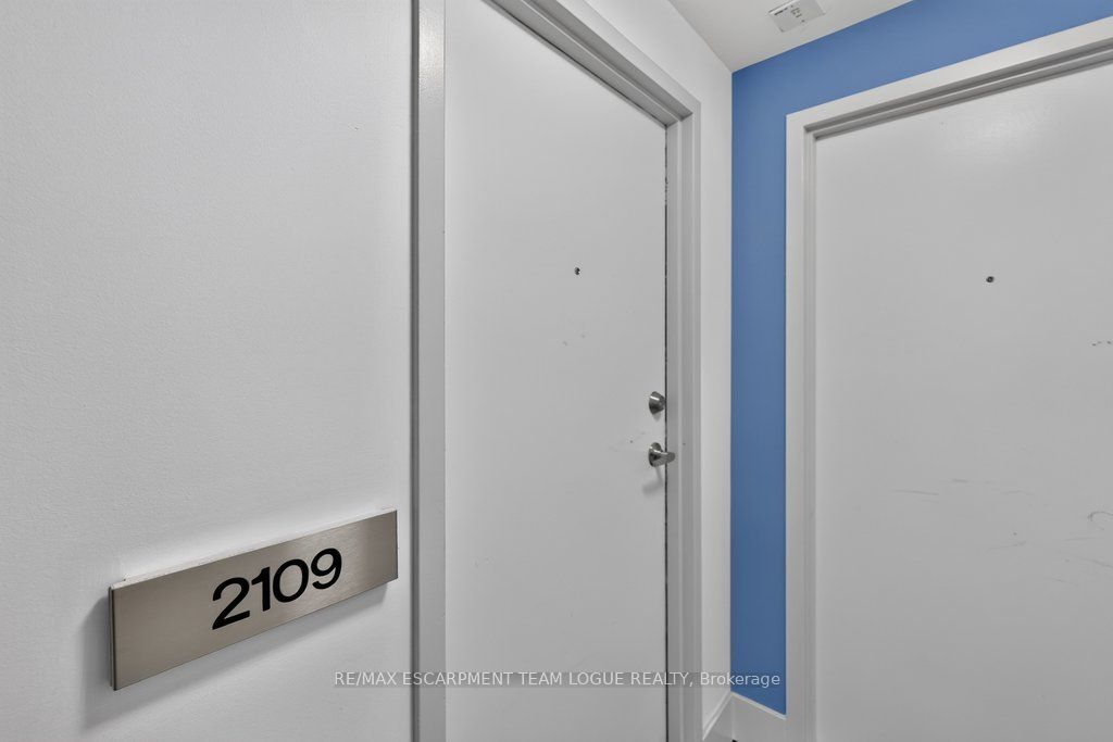 10 NAVY WHARF Court 2109, Toronto, ON M5V 3V2 photo 4