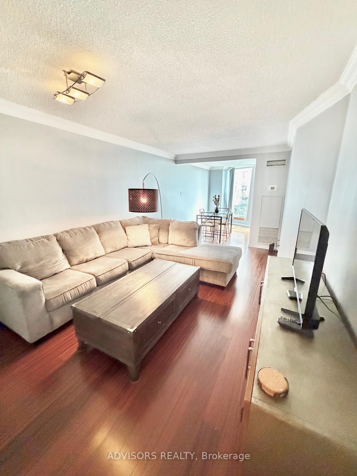 1055 Bay Street 807, Toronto, ON M5S 3A3 photo 3