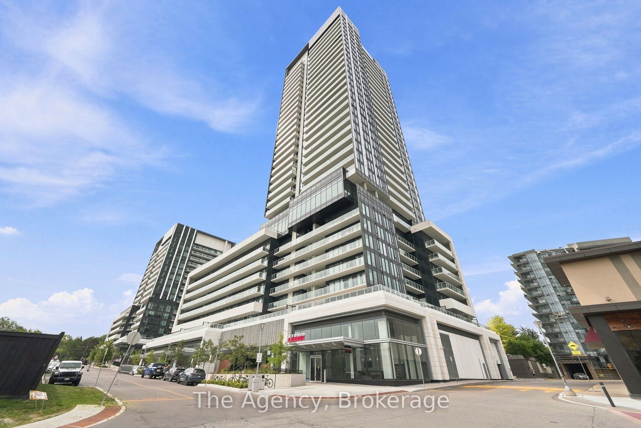 50 O'Neill Road 2604, Toronto, ON M3C 0R1
