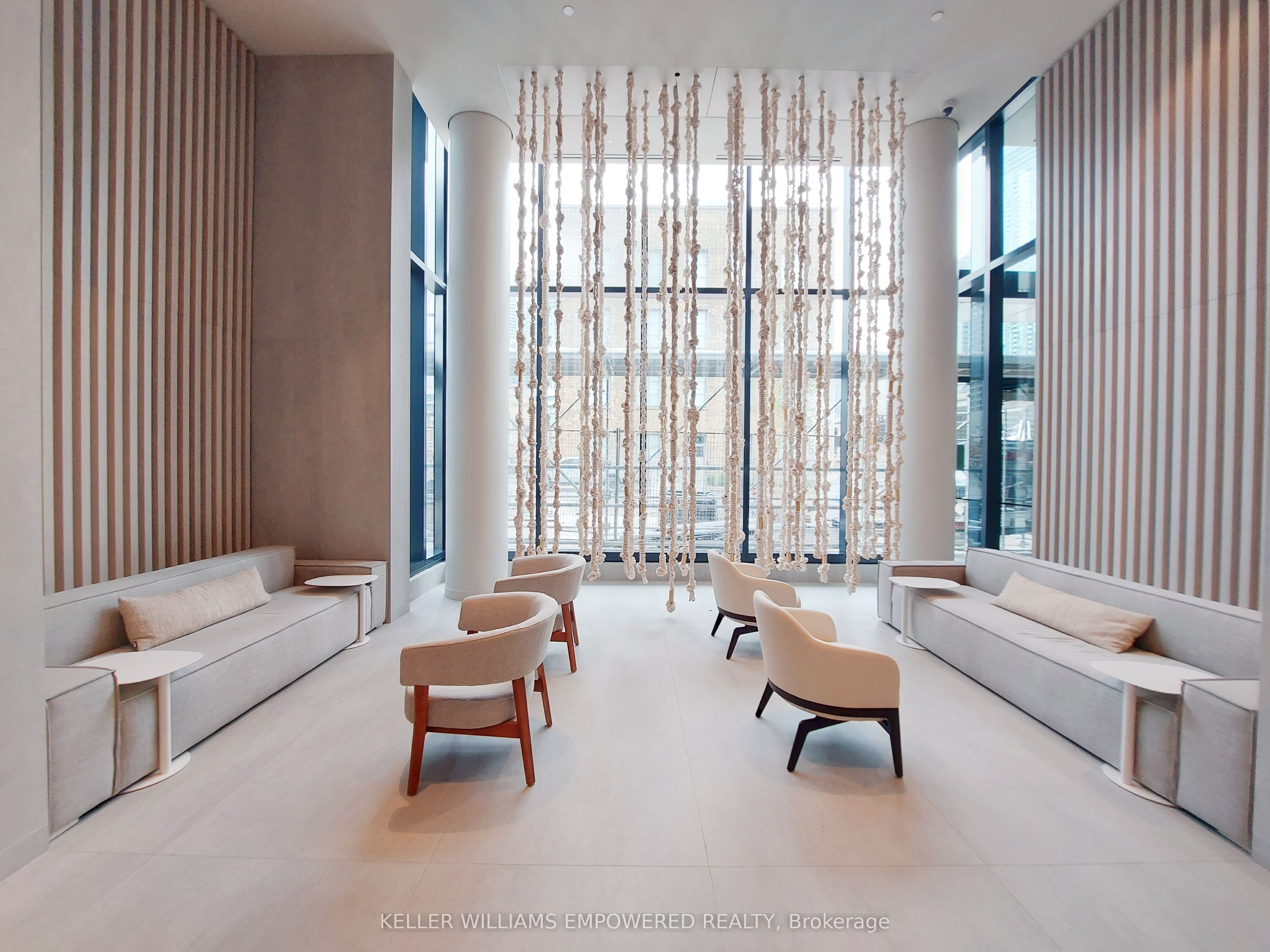 55 Cooper Street 5505, Toronto, ON M5E 0G1 photo 5