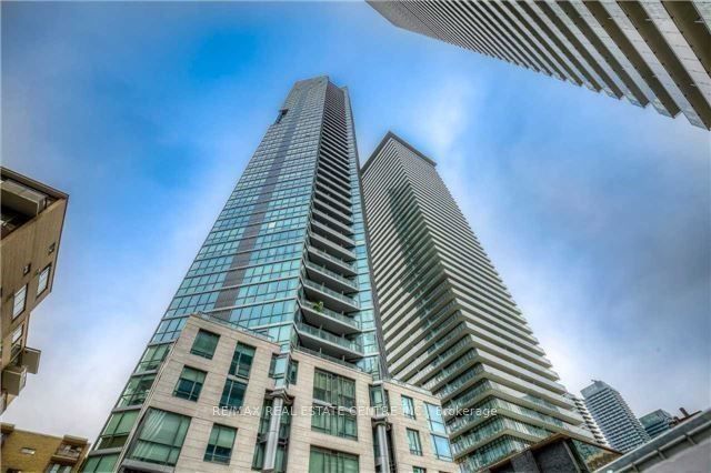 45 Charles Street 4703, Toronto, ON M4Y 0B8