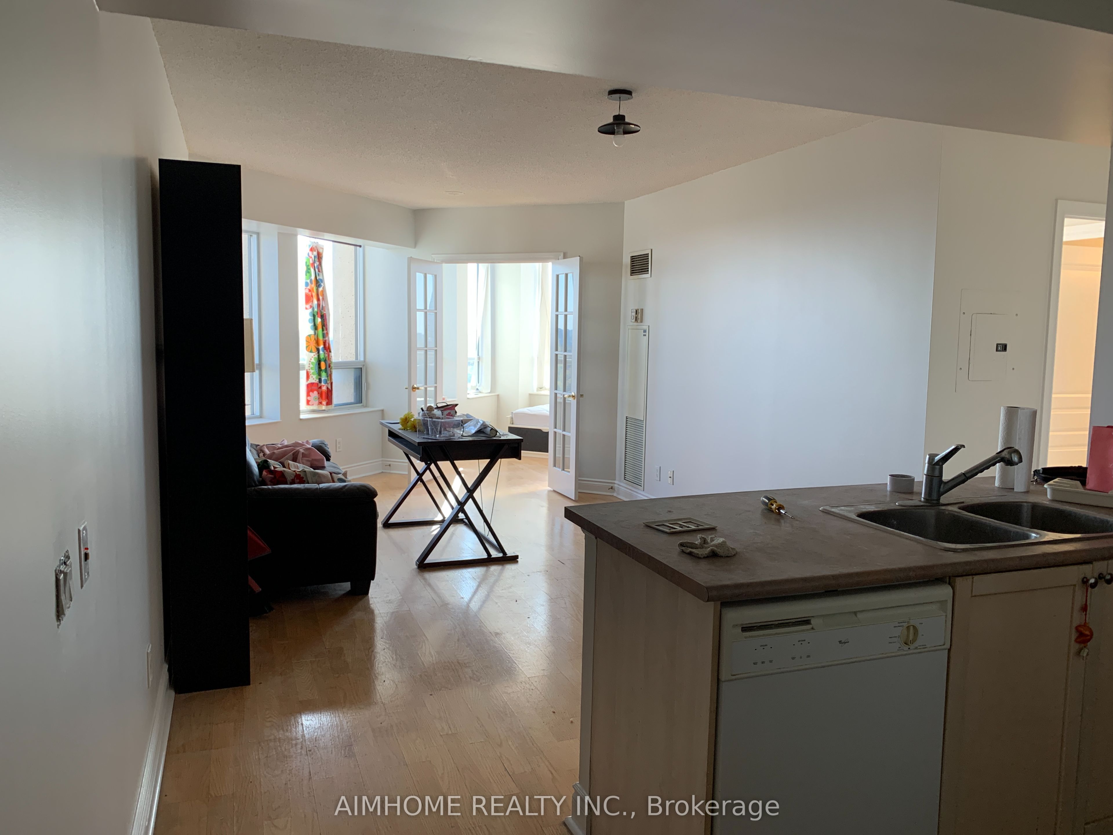 15 Northtown Way 2224, Toronto, ON M2N 7A2 photo 4