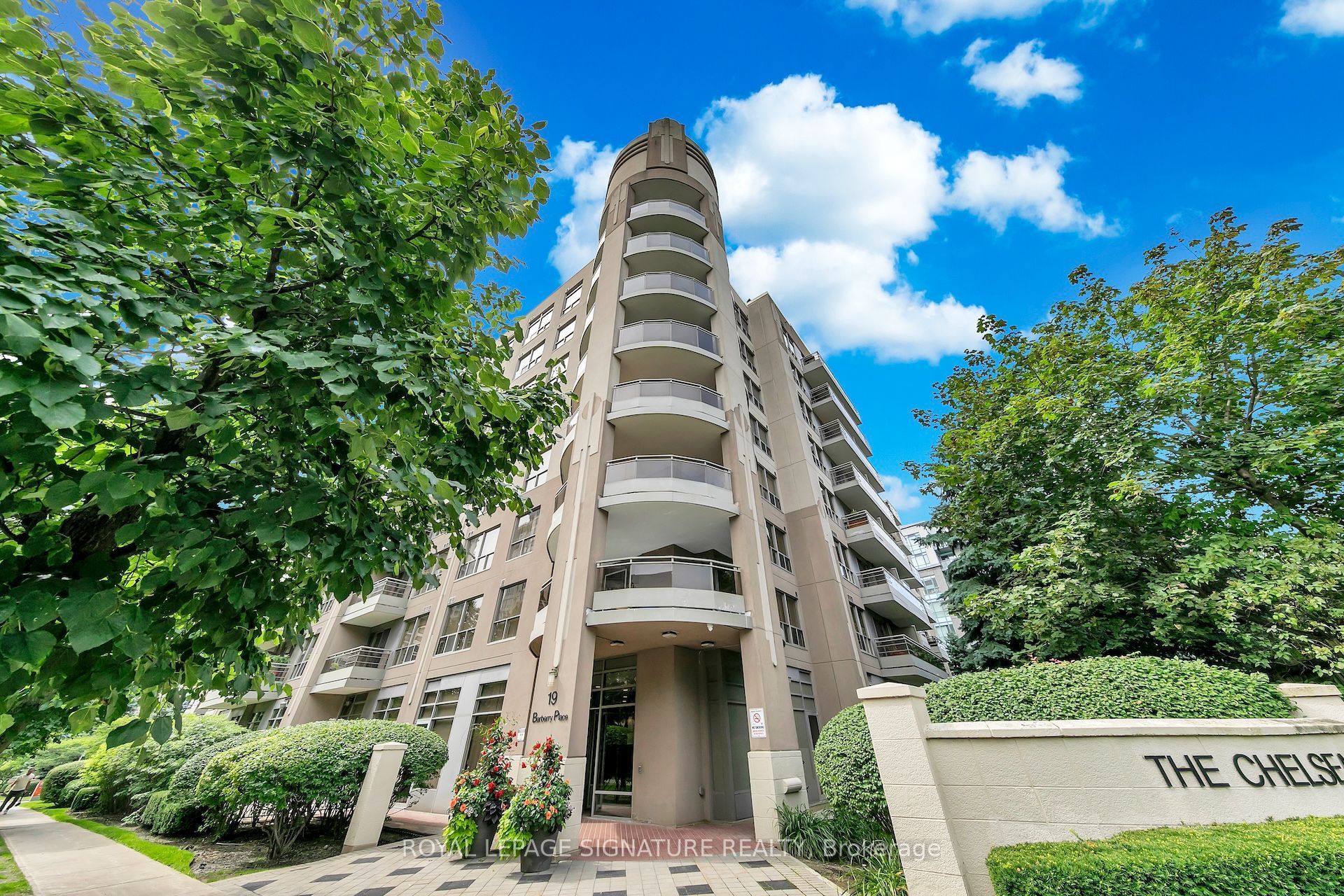 19 Barberry Place 108, Toronto, ON M2K 3E3 photo 3