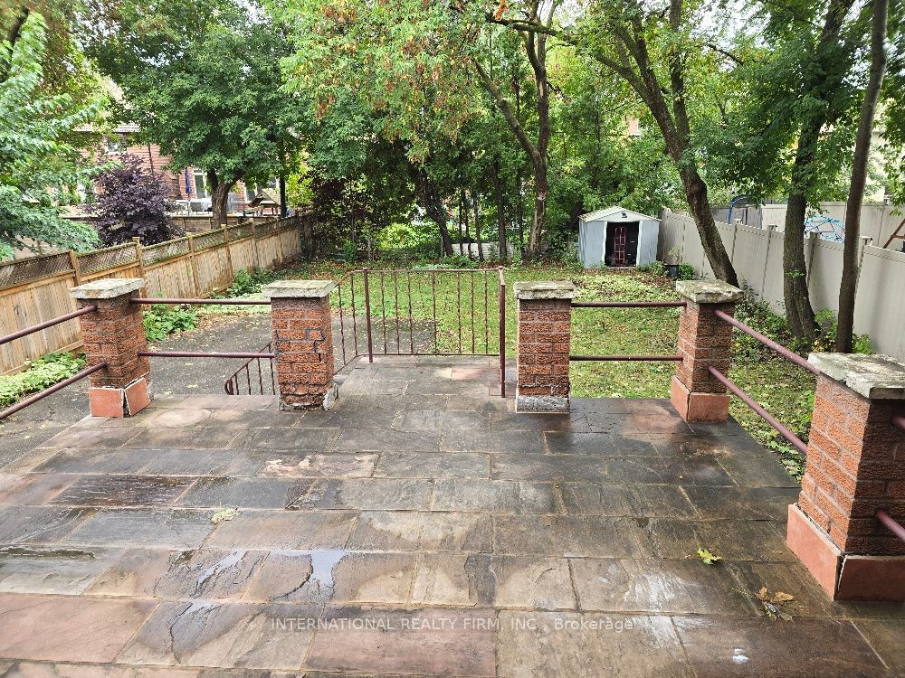 607 Coldstream Avenue, Toronto, ON M6B 2L1 photo 2