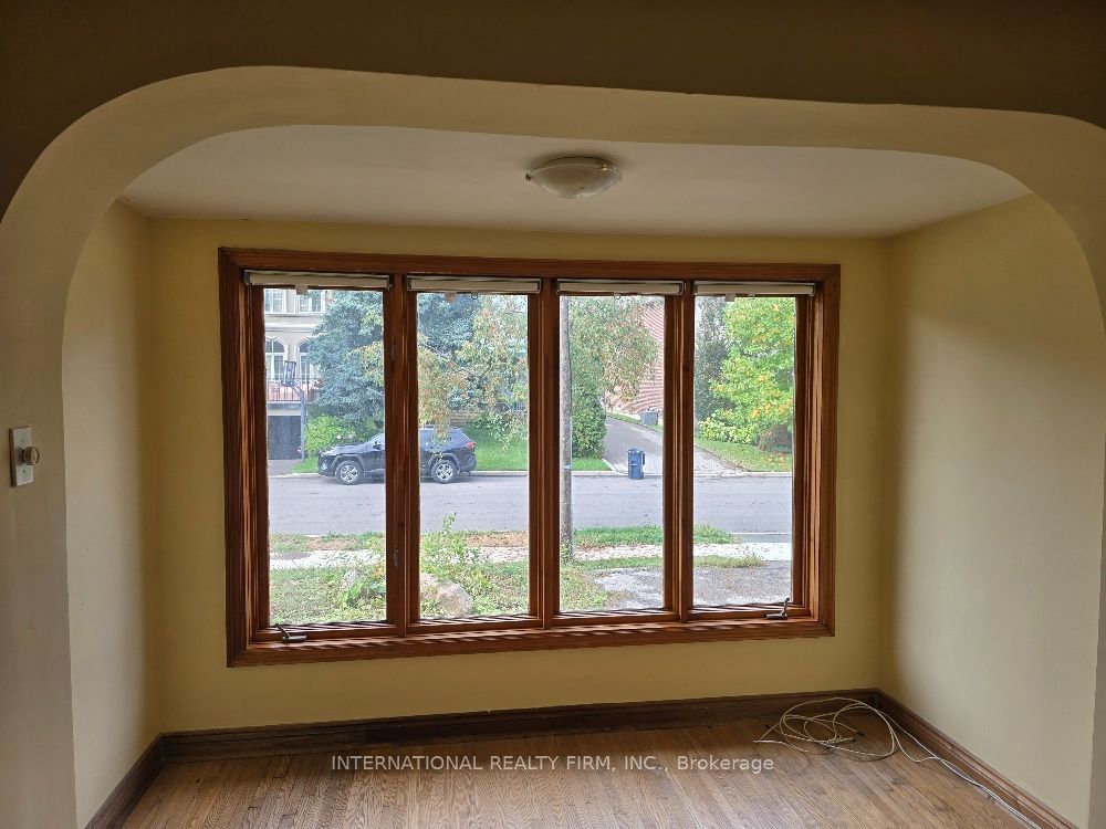 607 Coldstream Avenue, Toronto, ON M6B 2L1 photo 5