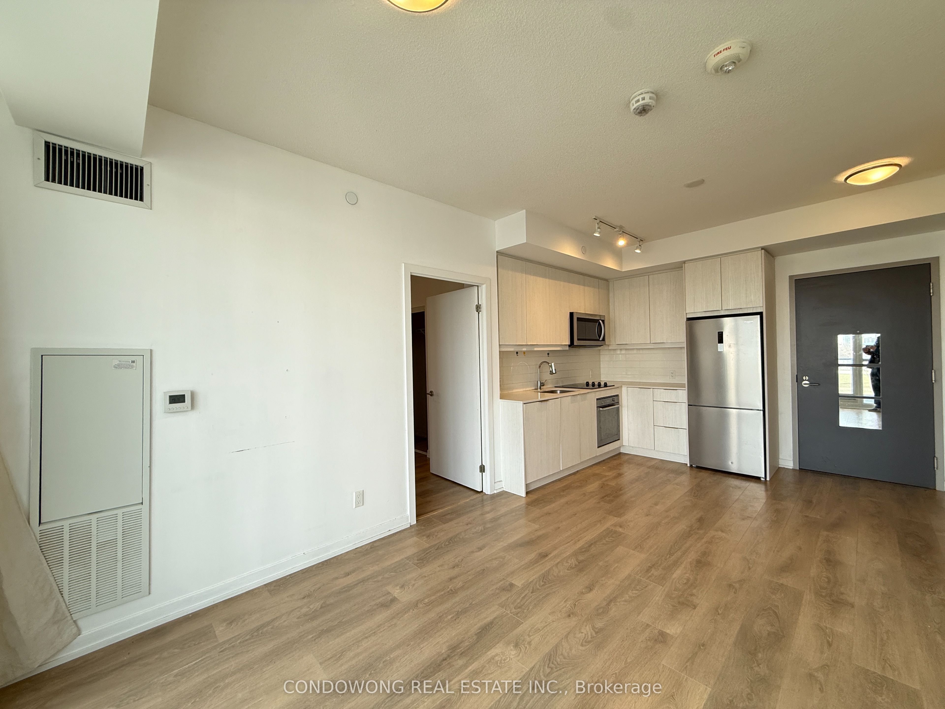 32 Forest Manor Road 409, Toronto, ON M2J 0H2 photo 5