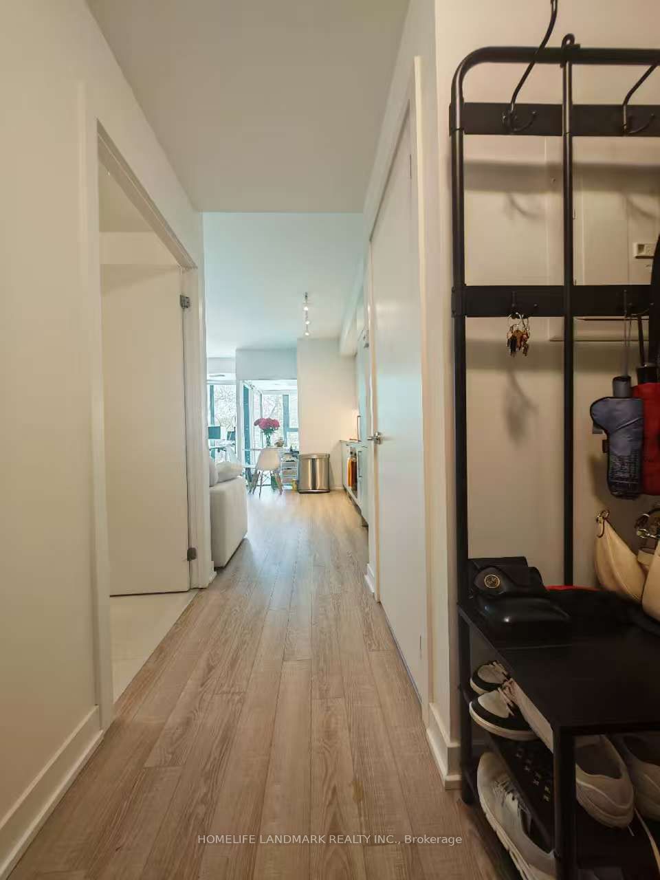 250 Lawrence Avenue W 310, Toronto, ON M5M 1B2