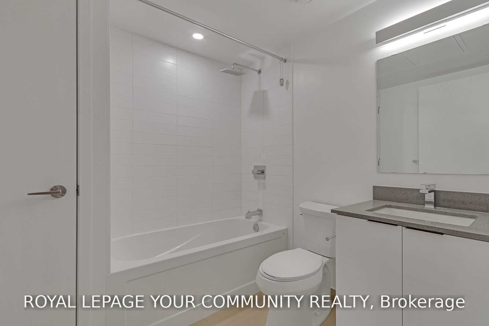 501 Yonge Street 4801, Toronto, ON M4Y 0H2 photo 4