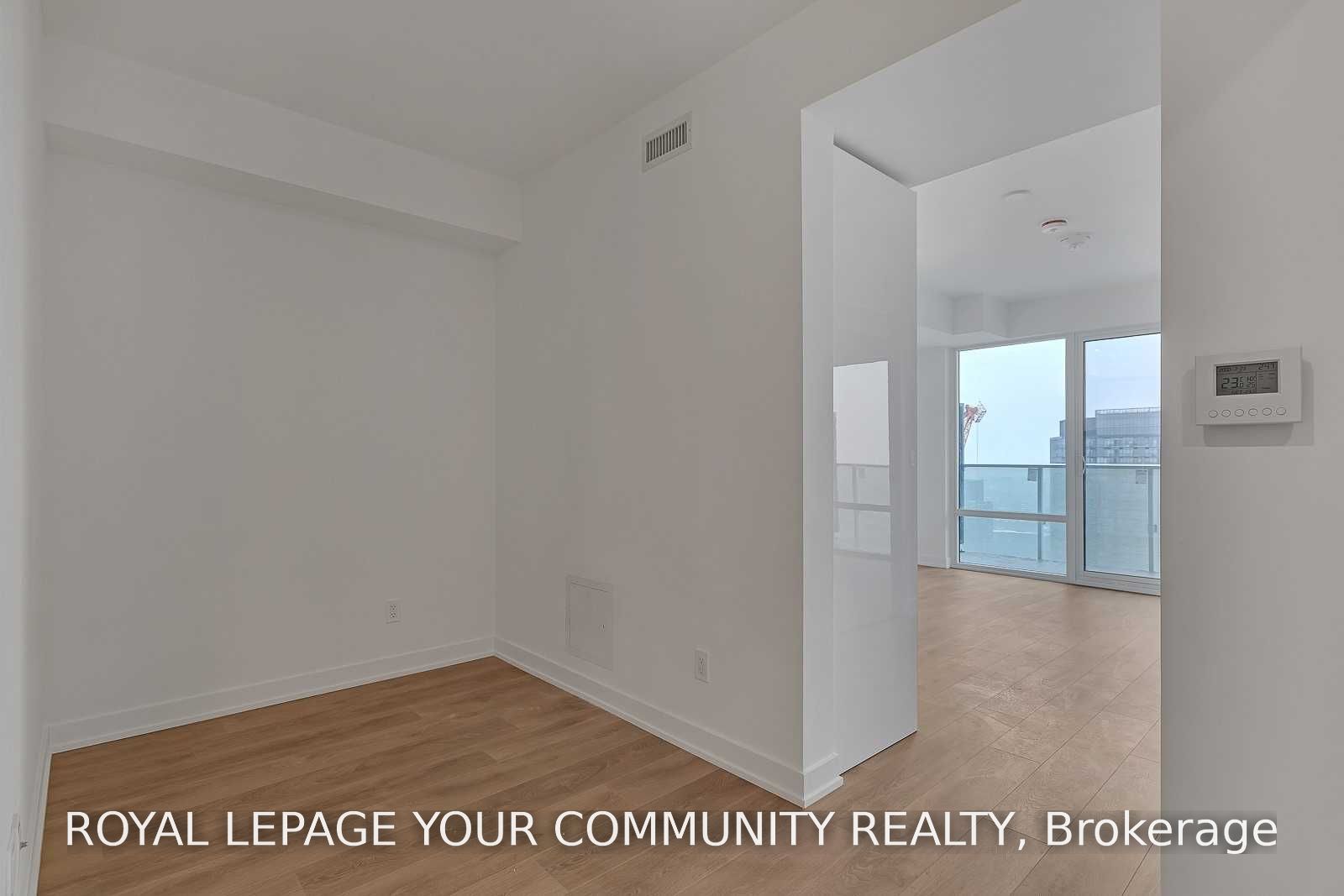 501 Yonge Street 4801, Toronto, ON M4Y 0H2 photo 5
