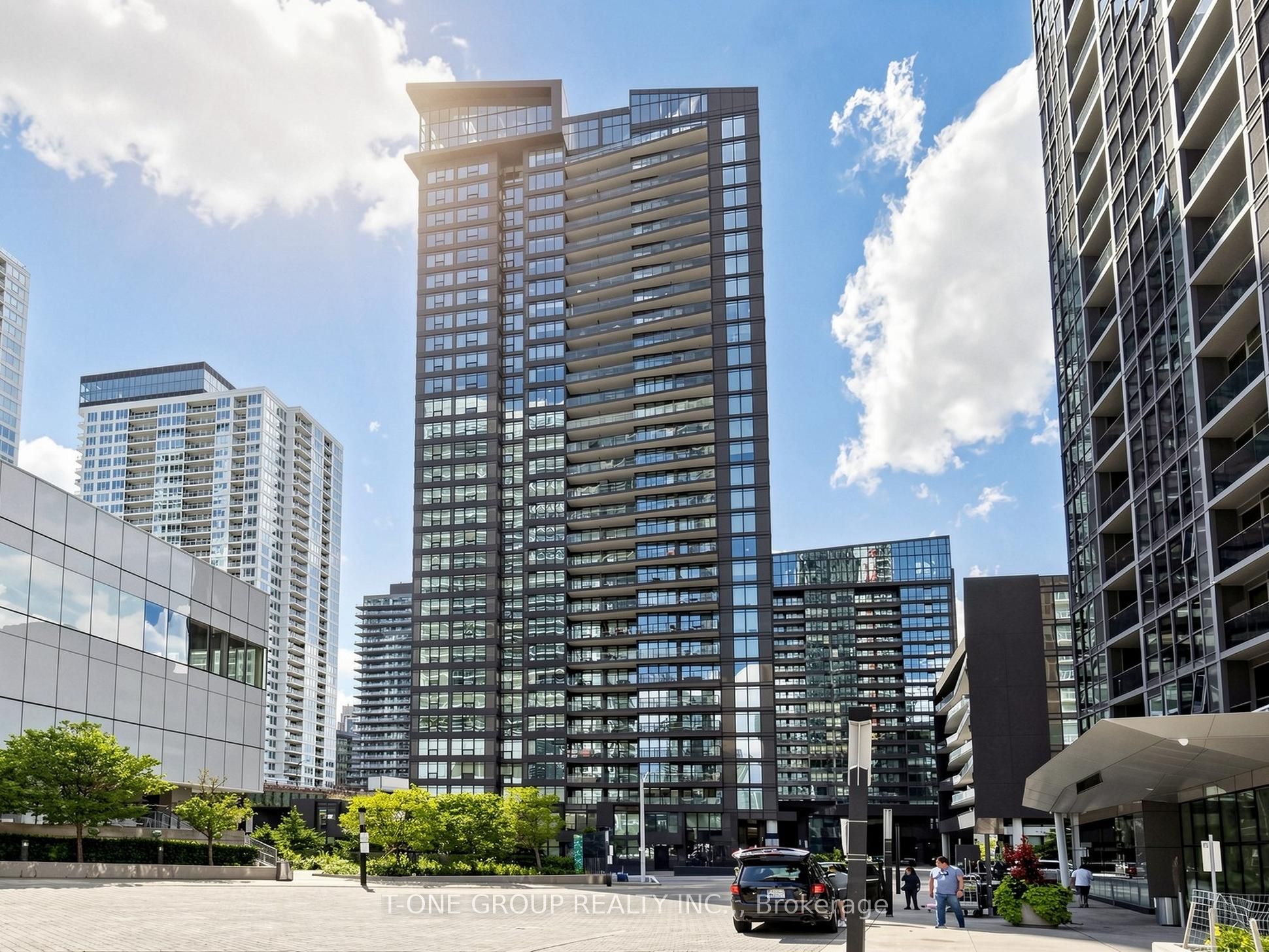 80 Queens Wharf Road 309, Toronto, ON M5V 0J3