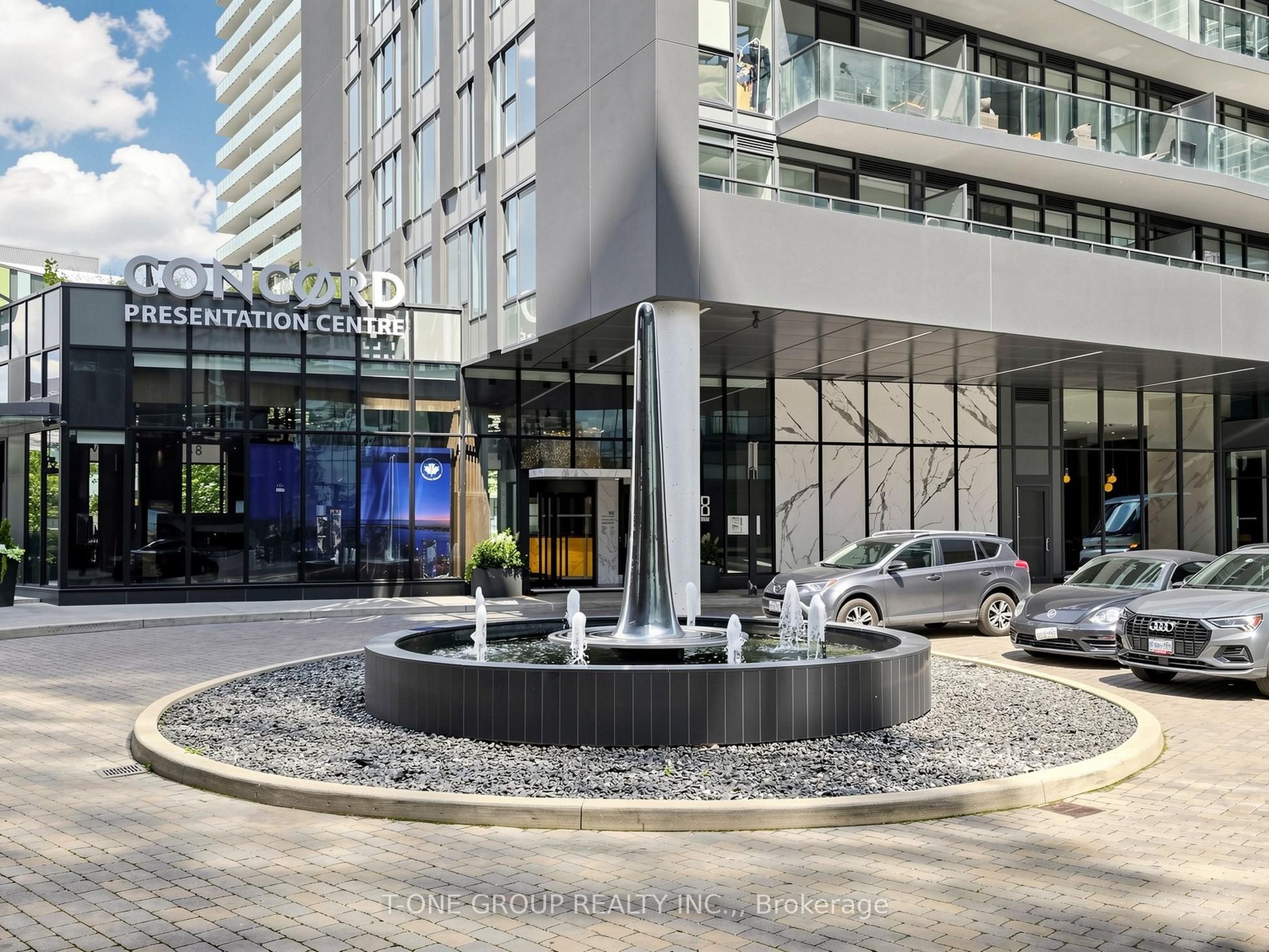 80 Queens Wharf Road 309, Toronto, ON M5V 0J3 photo 2