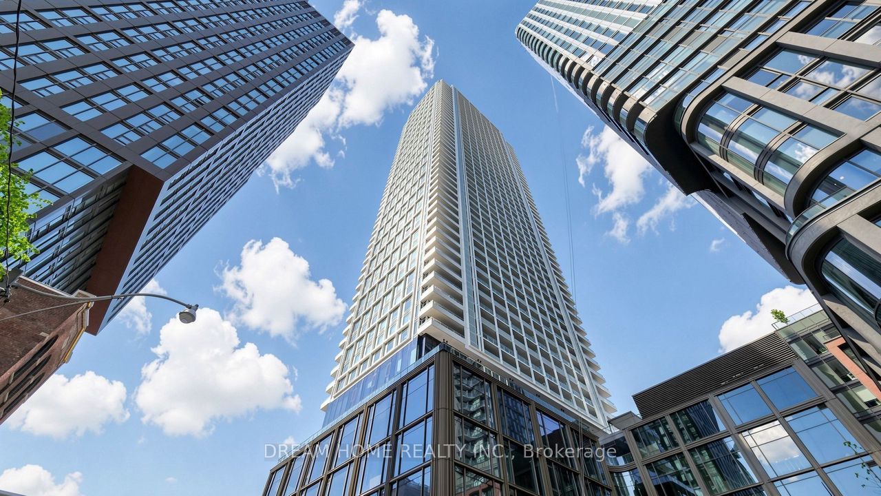 88 Queen Street E 4303, Toronto, ON M5C 0B6