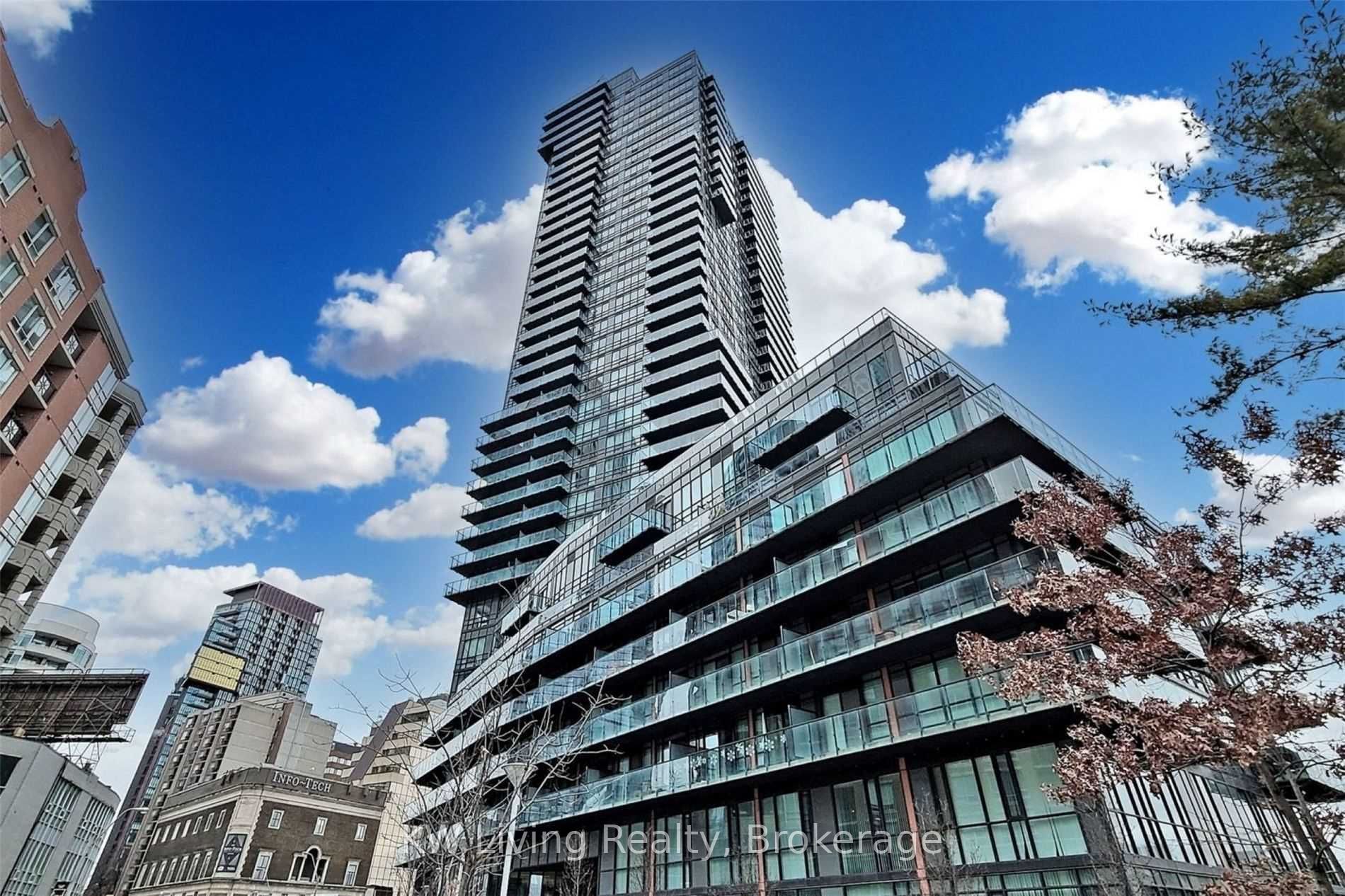 825 Church Street 2801, Toronto, ON M4W 3Z4