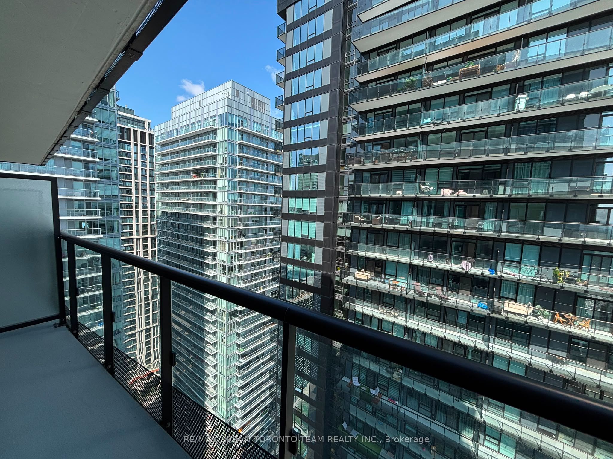 127 Broadway Avenue 3008, Toronto, ON M4P 1V4 photo 4