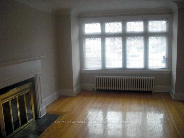 157 Chiltern Hill Road, Toronto, ON M6C 3C3 photo 2