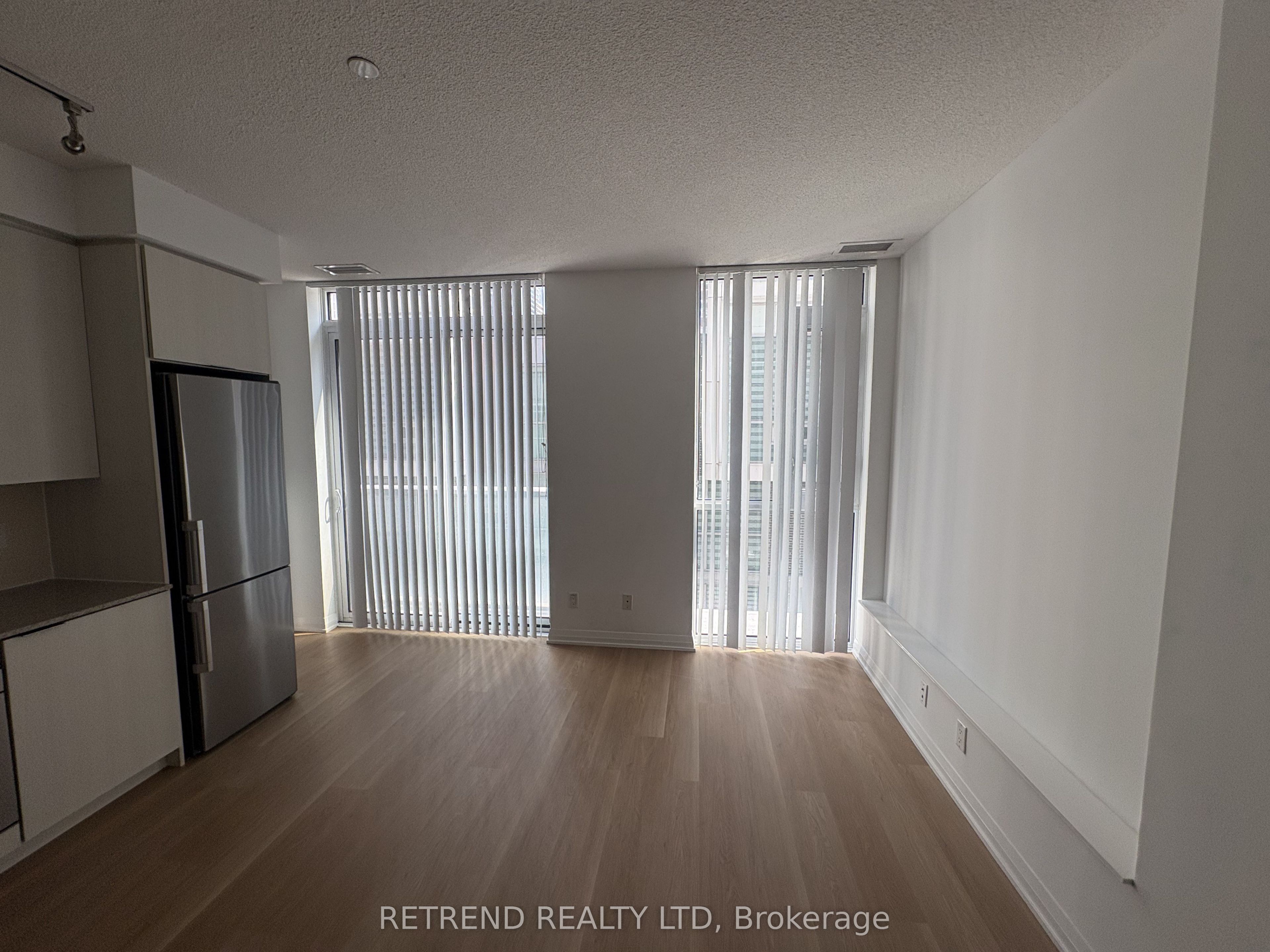 101 Erskine Avenue 308, Toronto, ON M4P 0C5 photo 5