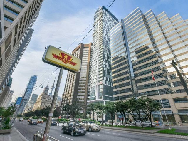 426 University Avenue 1003, Toronto, ON M5G 1S9 photo 2