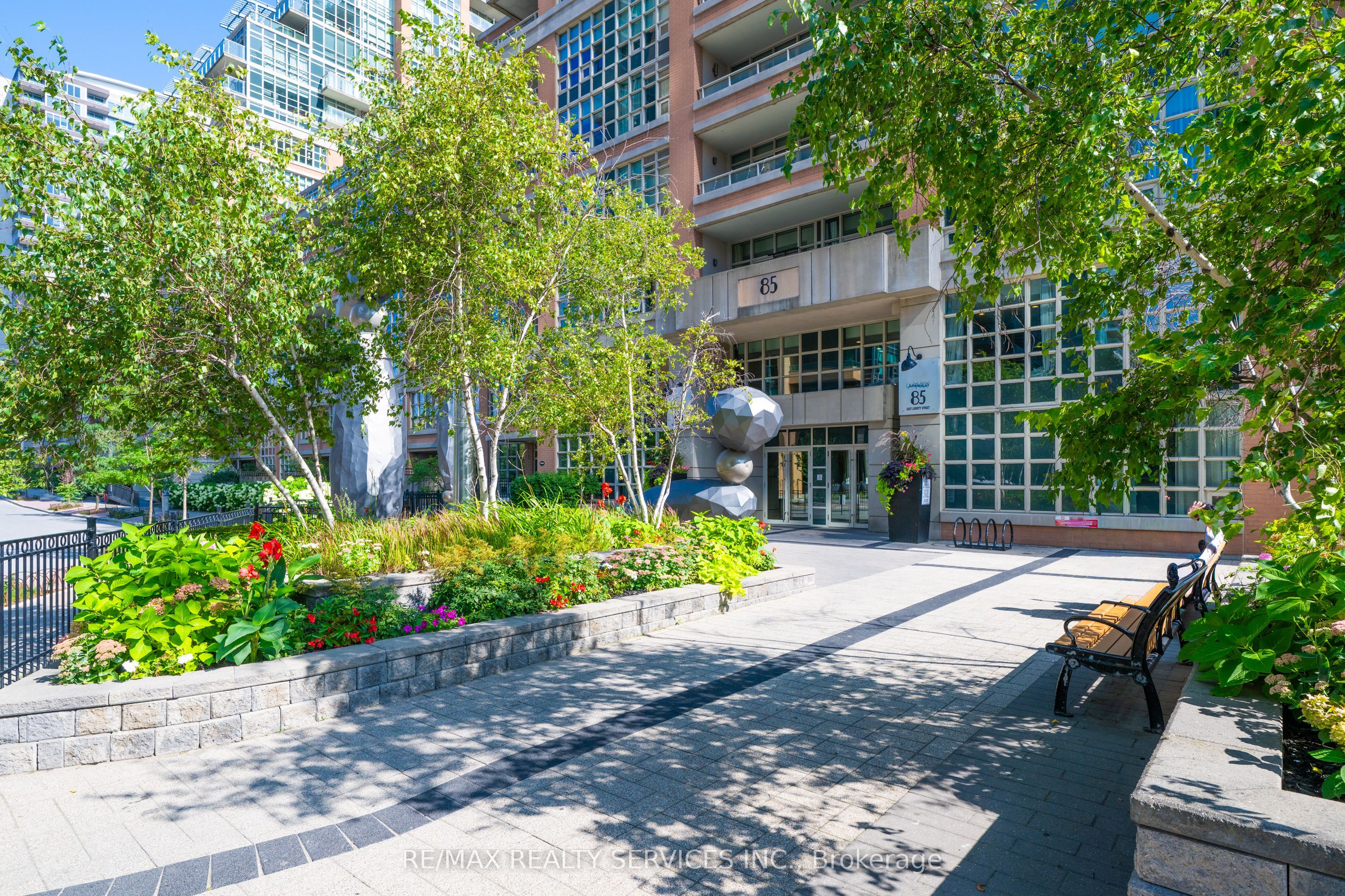 85 East Liberty Street 1802, Toronto, ON M6K 3R4 photo 3