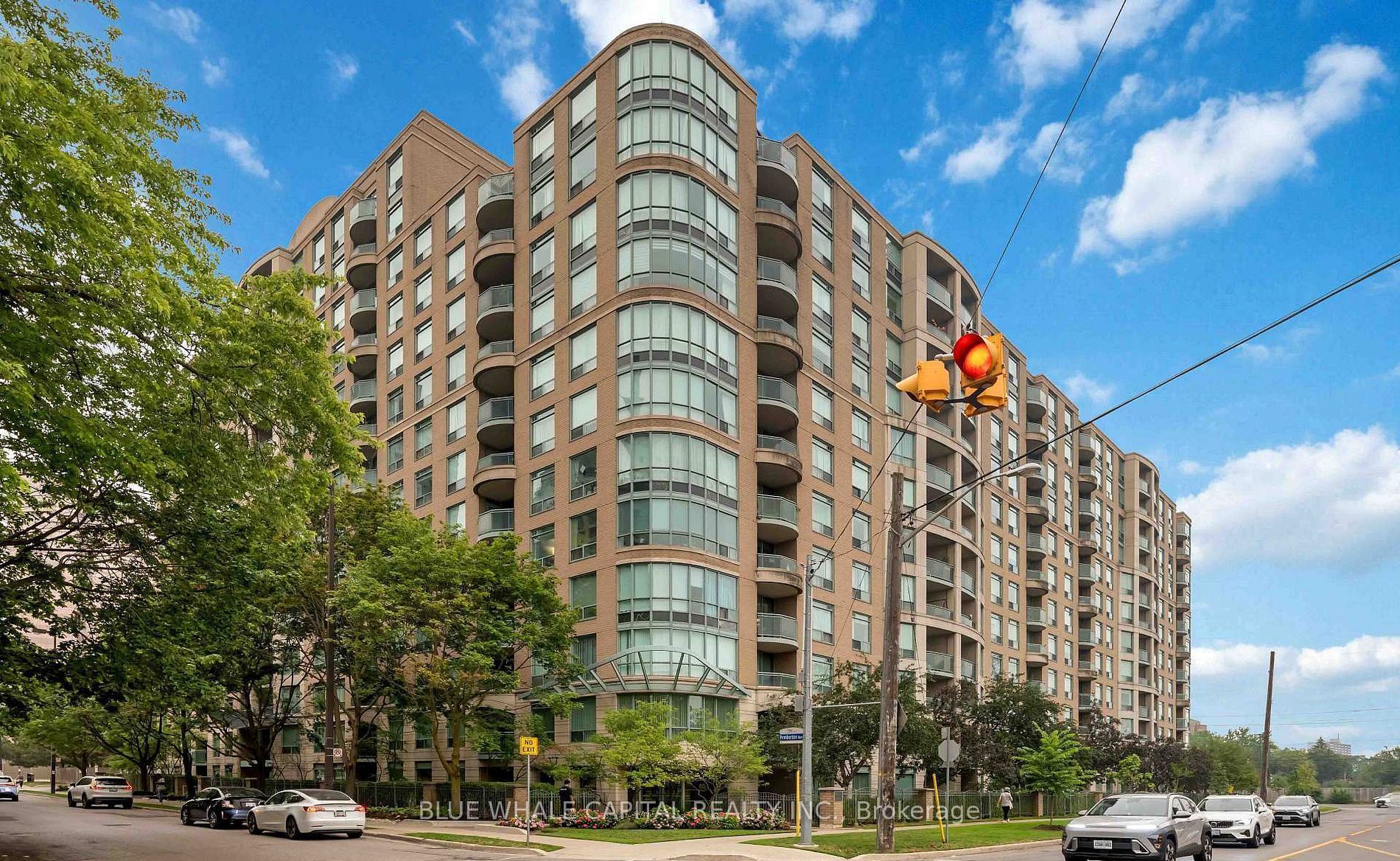 8 Pemberton Avenue 600, Toronto, ON M2M 1Y1