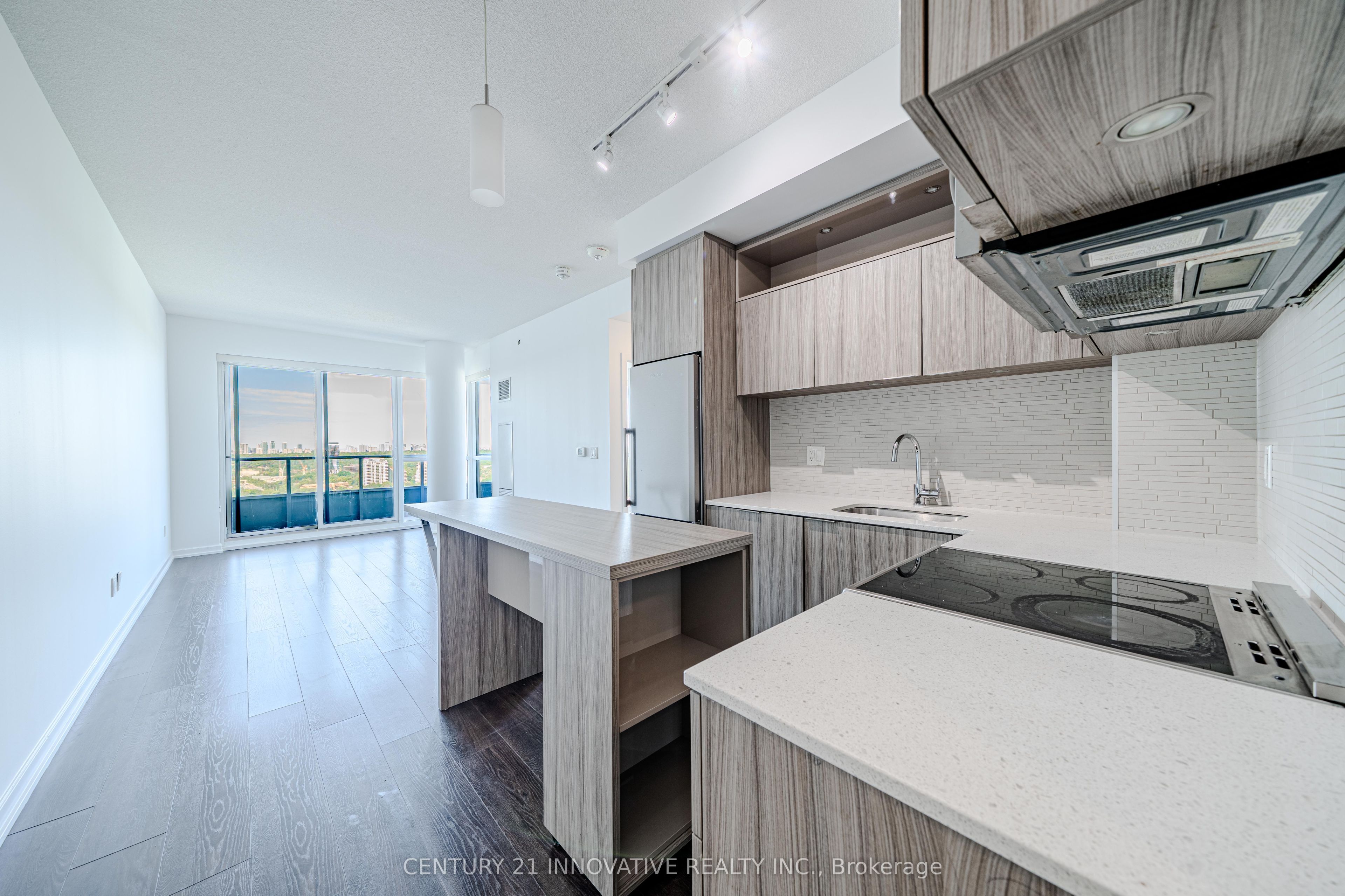 50 Forest Manor Road 1805, Toronto, ON M2J 1M6 photo 3