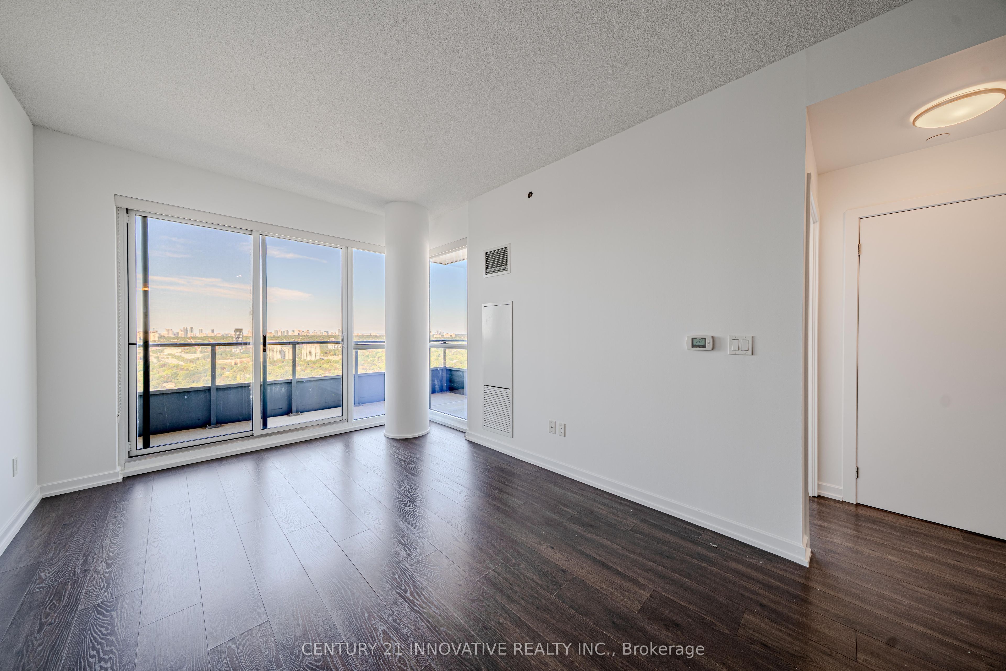 50 Forest Manor Road 1805, Toronto, ON M2J 1M6 photo 4
