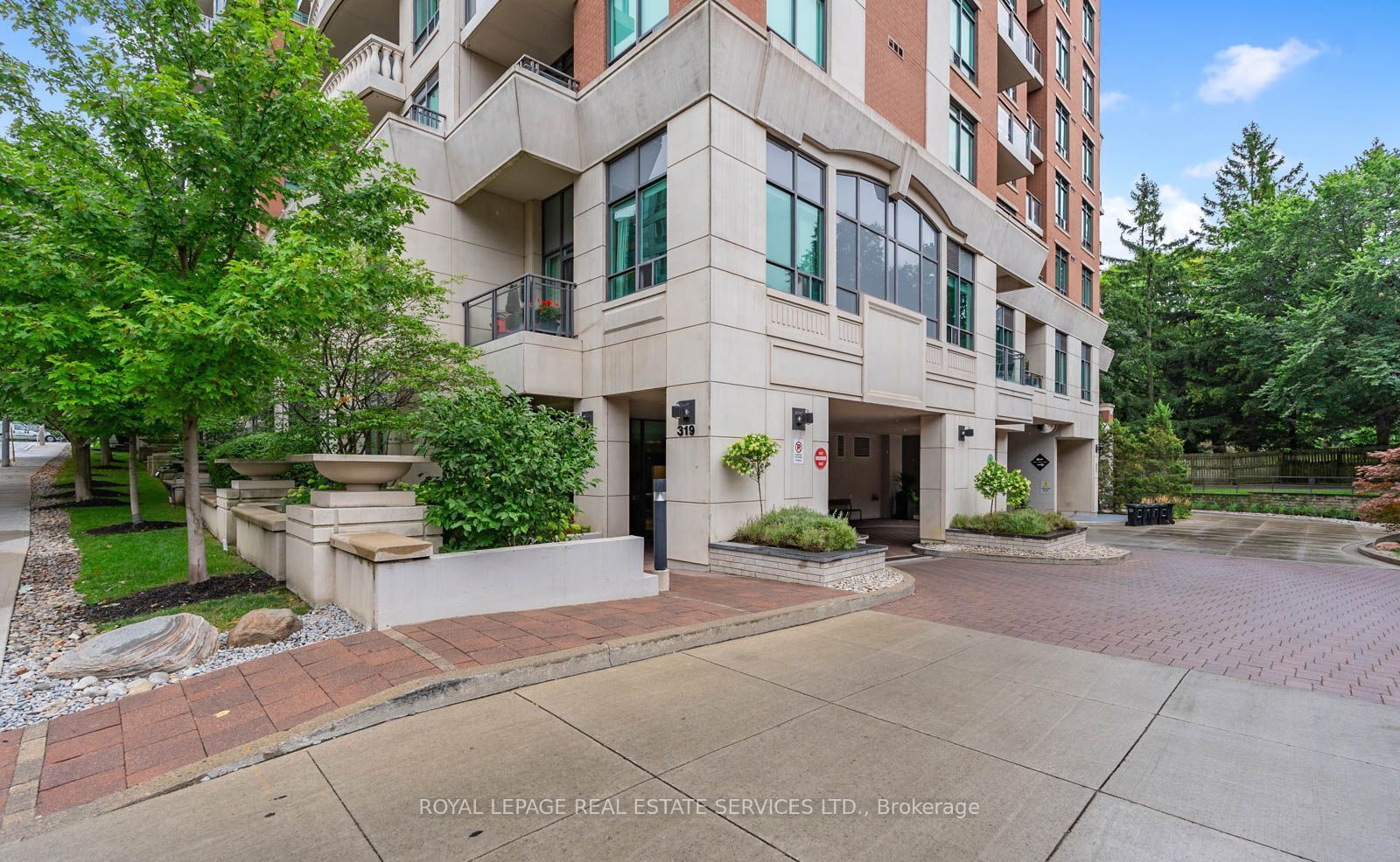 319 Merton Street E 1216, Toronto, ON M4S 1A5 photo 2