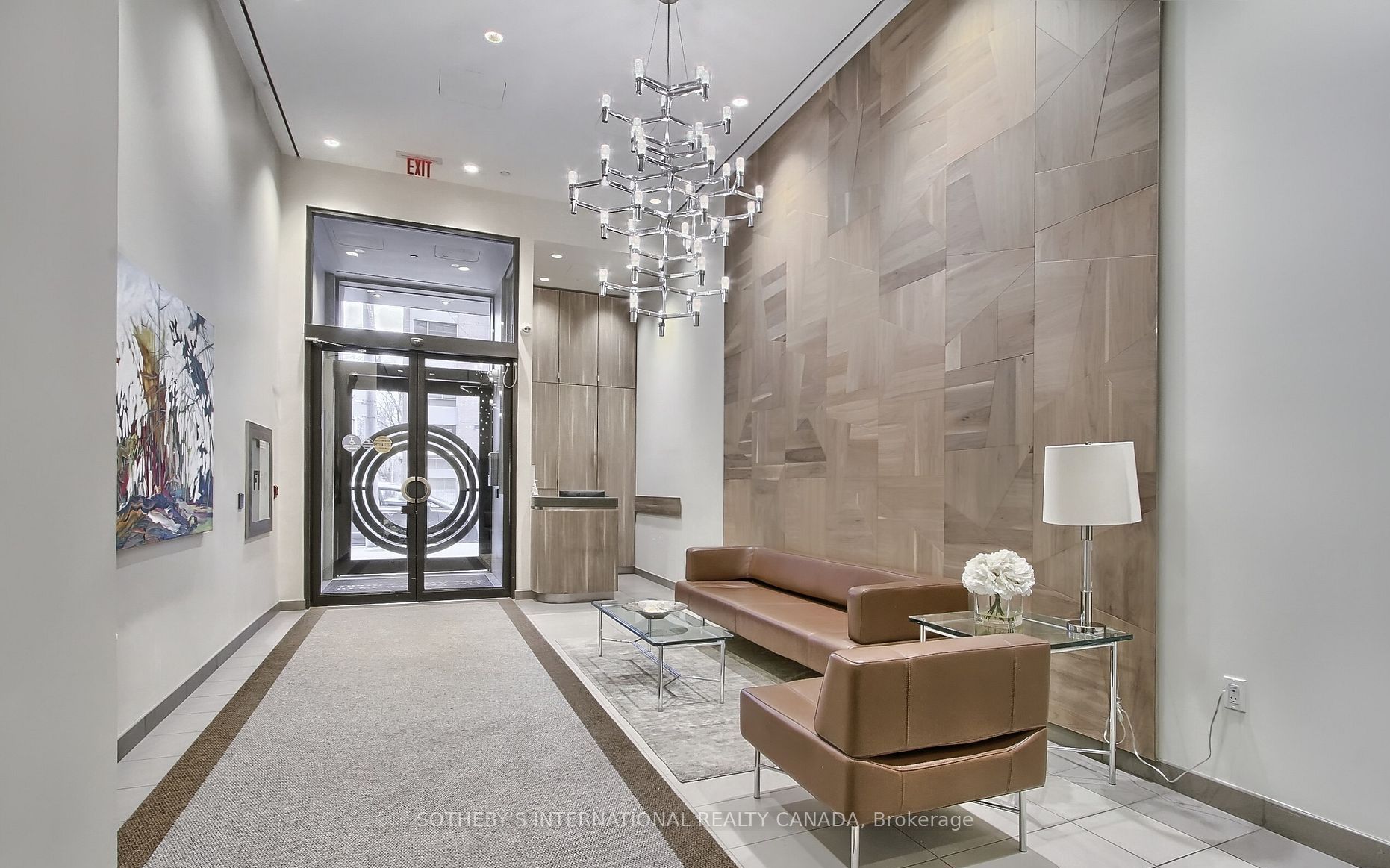 55A Avenue Road 408, Toronto, ON M5A 2G3 photo 4